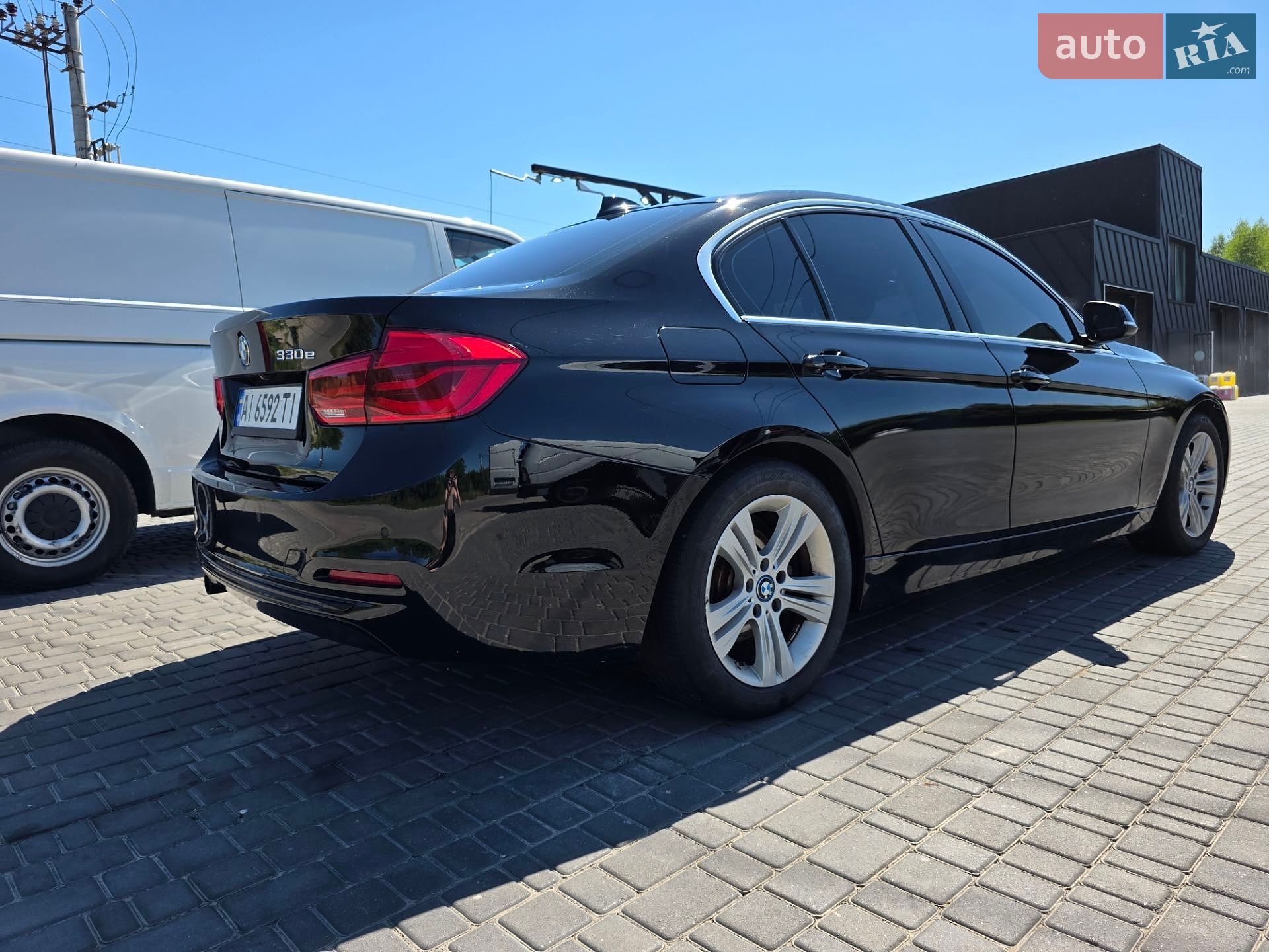 BMW 3 Series 2018 VIN WBA8E1C56JA756751 фото оголошення 6 з 19