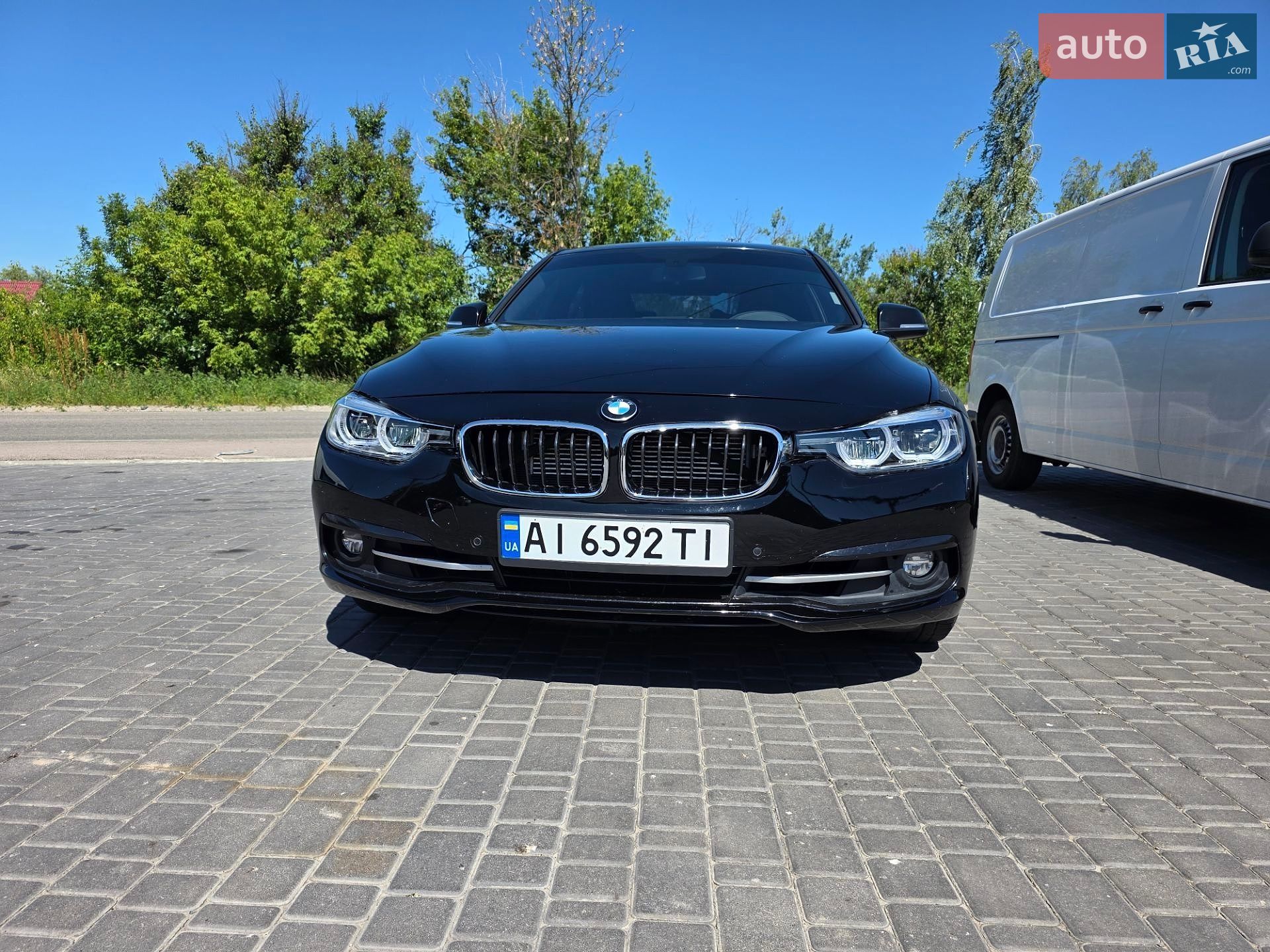 BMW 3 Series 2018 VIN WBA8E1C56JA756751 фото оголошення 3 з 19