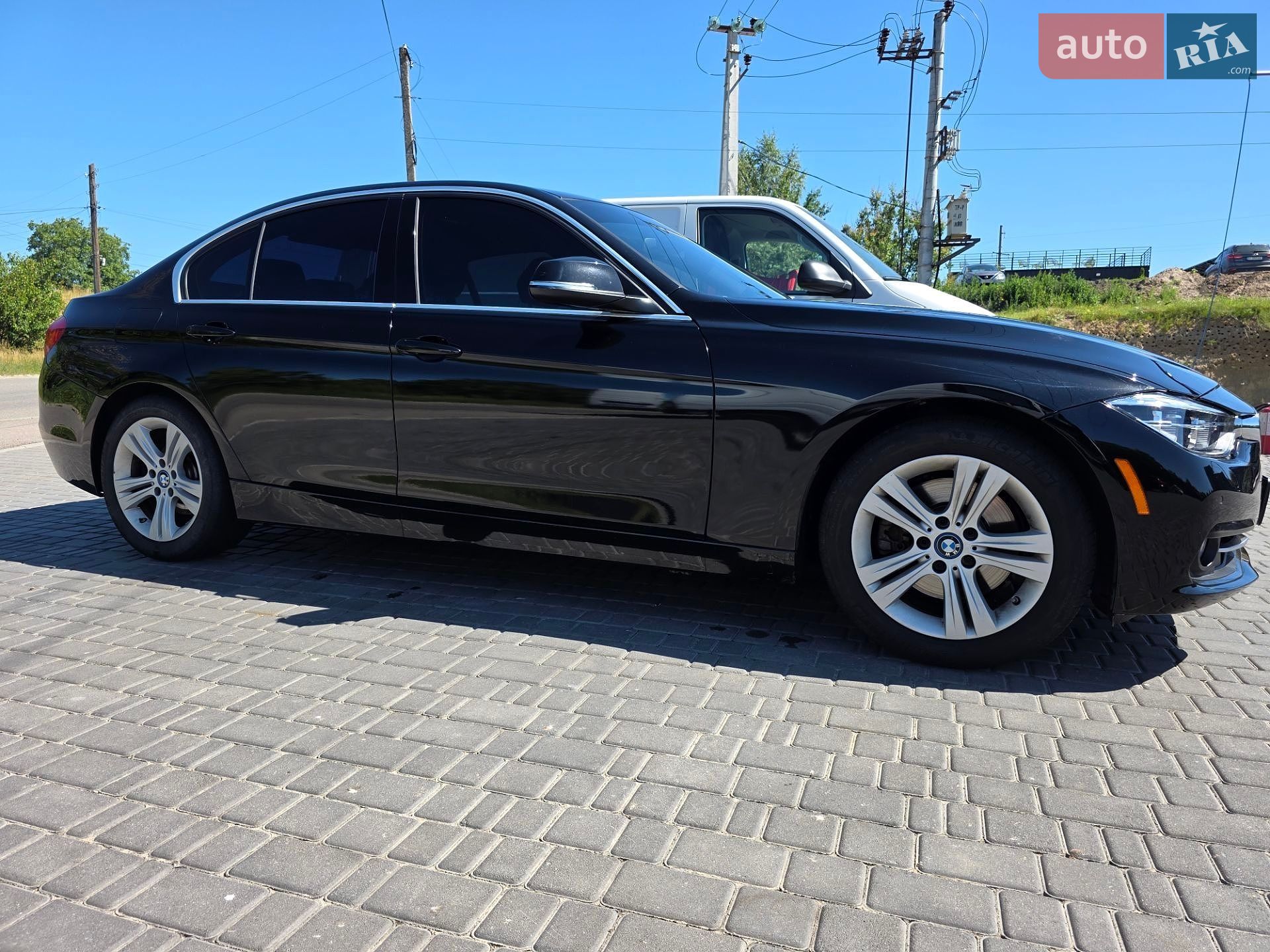 BMW 3 Series 2018 VIN WBA8E1C56JA756751 фото оголошення 4 з 19