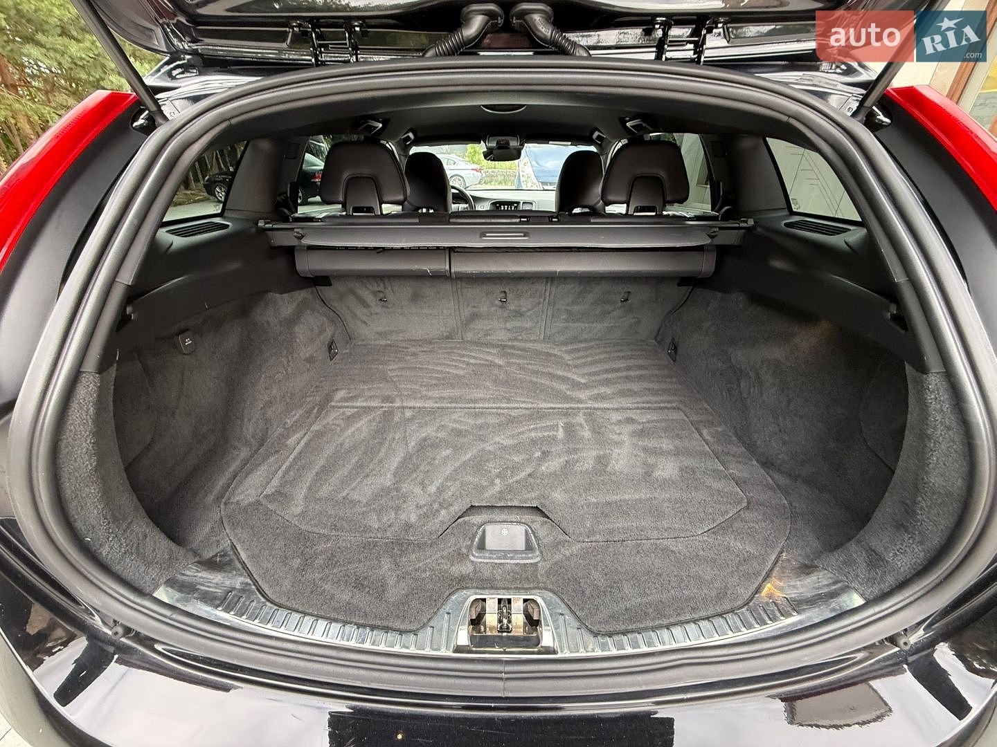 Volvo V60 2016 VIN YV1FWA5C6G1295382 фото оголошення 24 з 26