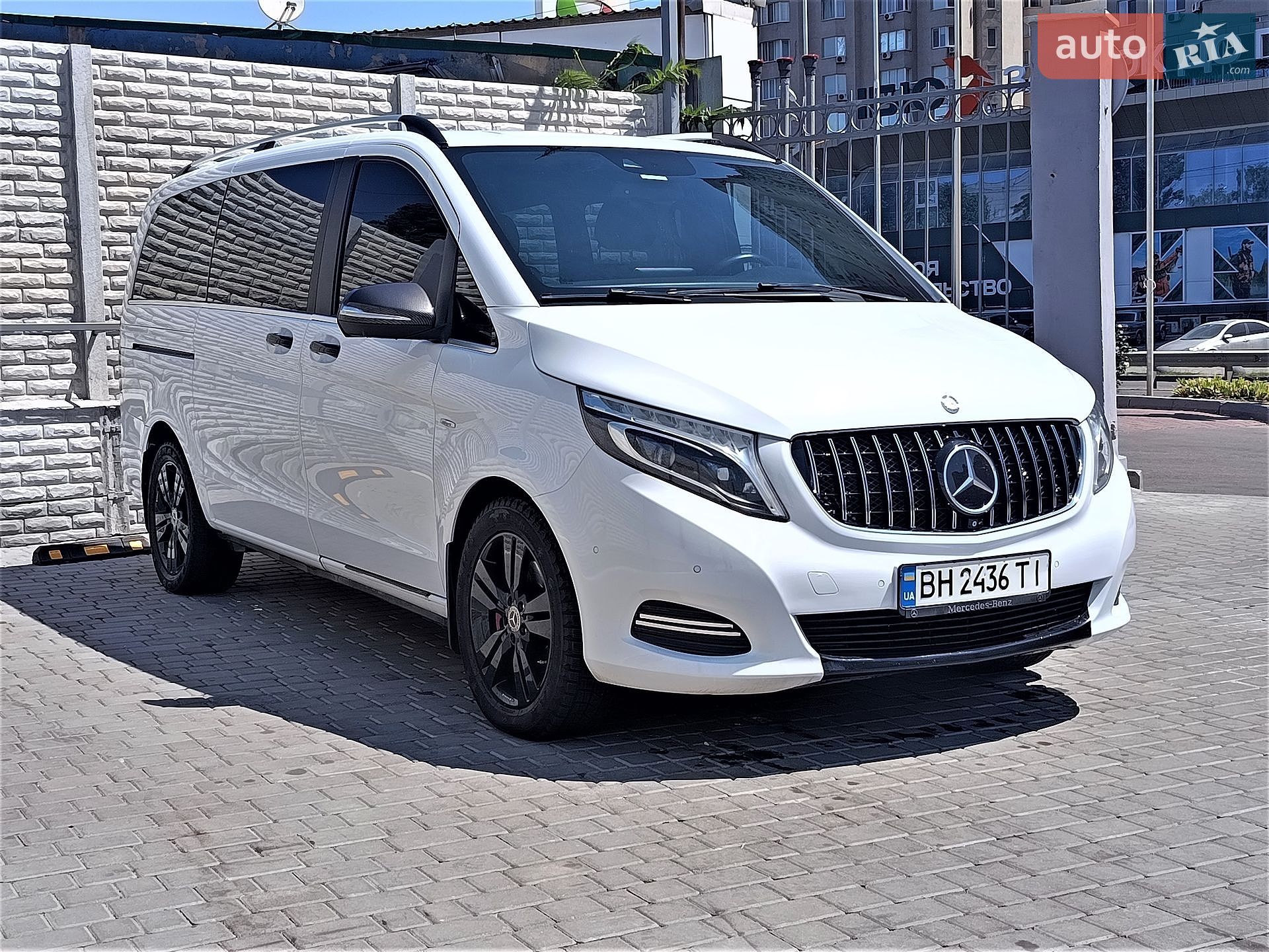 Mercedes-Benz V-Class 2015 VIN WDF44781313033493 фото оголошення 20 з 118