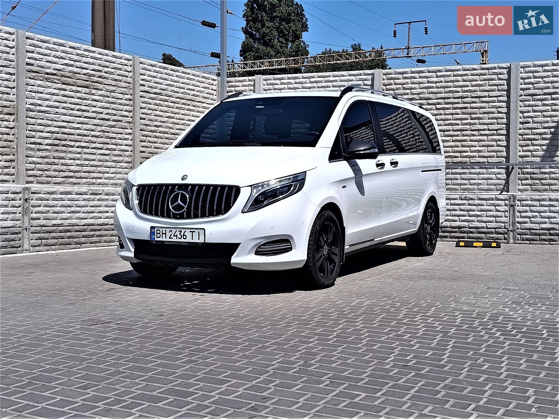 Mercedes-Benz V-Class 2015 VIN WDF44781313033493 фото оголошення 22 з 118
