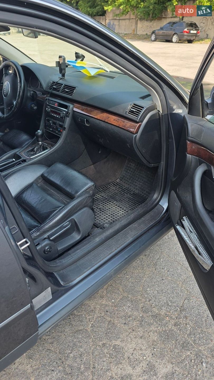 Audi A4 2001 VIN WAUZZZ8E92A137398 фото оголошення 6 з 11