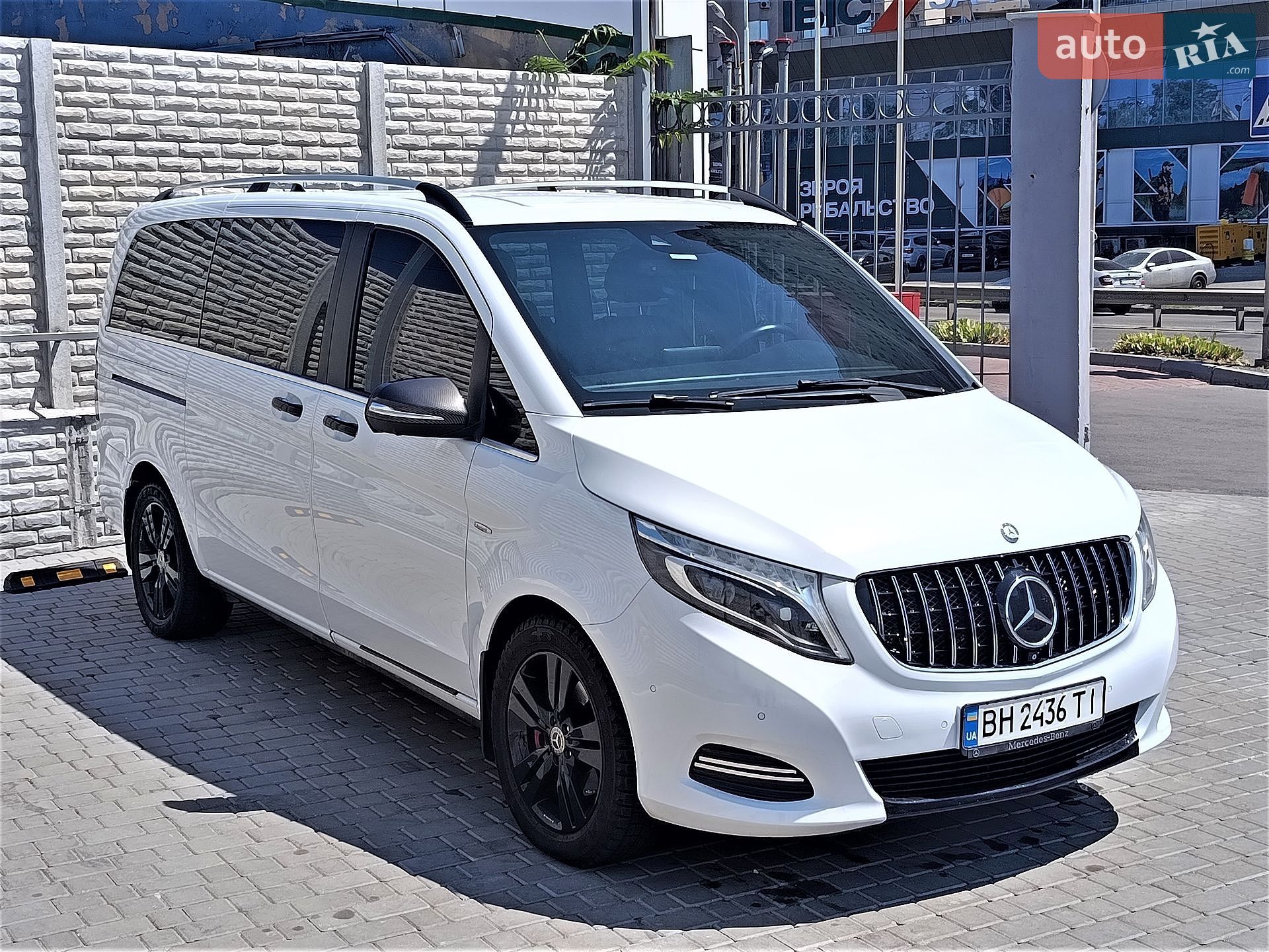 Mercedes-Benz V-Class 2015 VIN WDF44781313033493 фото оголошення 29 з 118