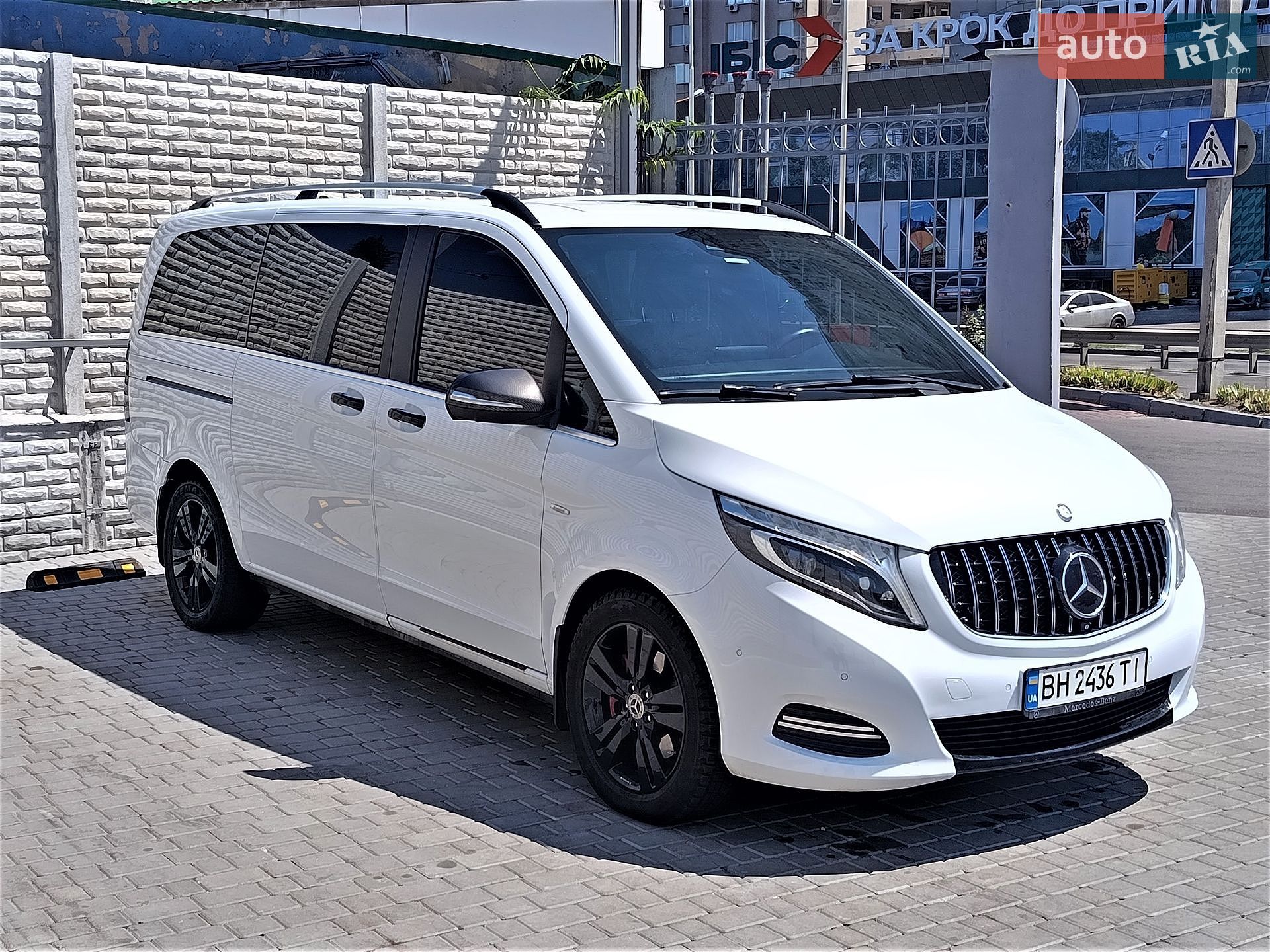 Mercedes-Benz V-Class 2015 VIN WDF44781313033493 фото оголошення 30 з 118