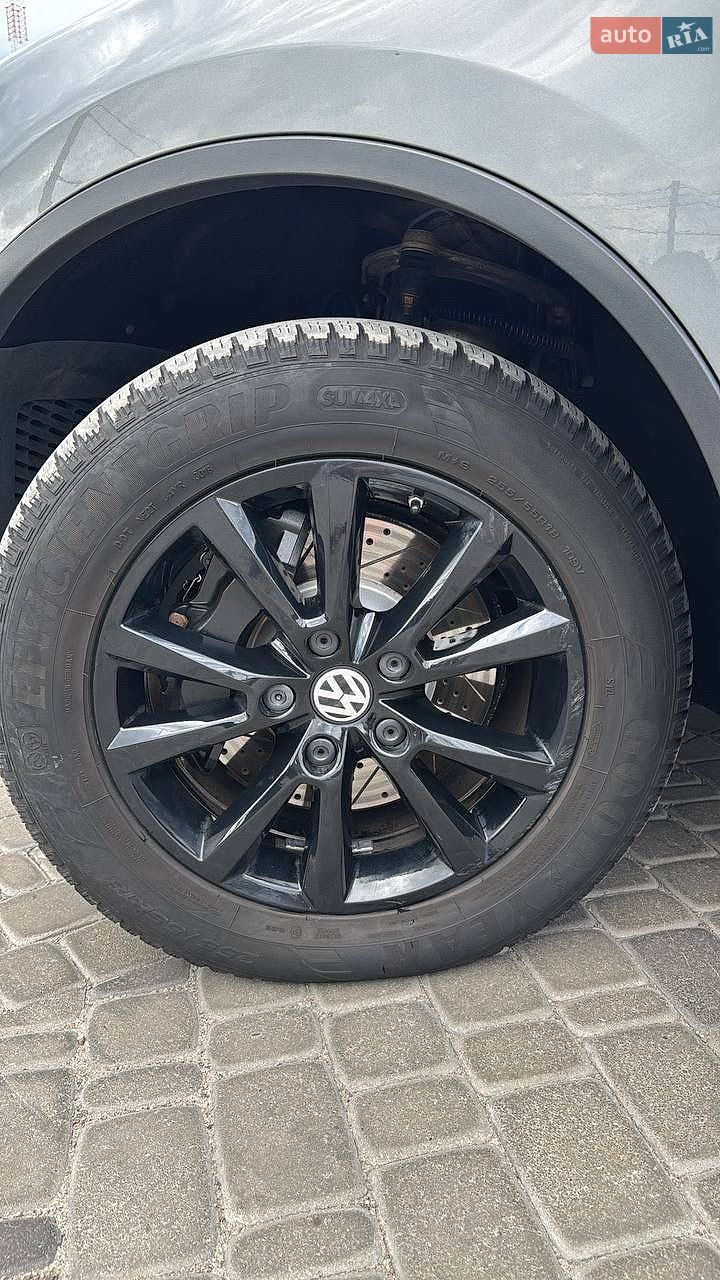 Volkswagen Touareg 2016 VIN WVGZZZ7PZGD034209 фото оголошення 4 з 13