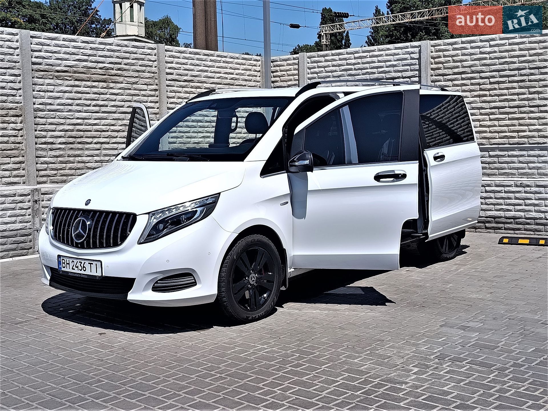 Mercedes-Benz V-Class 2015 VIN WDF44781313033493 фото оголошення 38 з 118