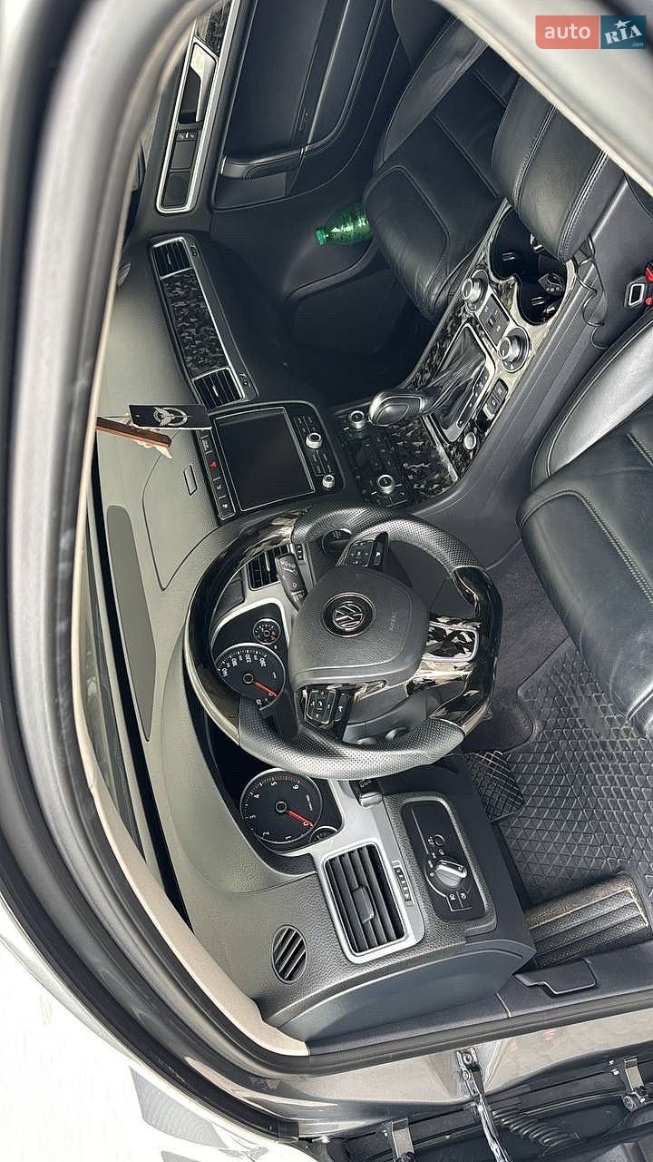 Volkswagen Touareg 2016 VIN WVGZZZ7PZGD034209 фото оголошення 12 з 13