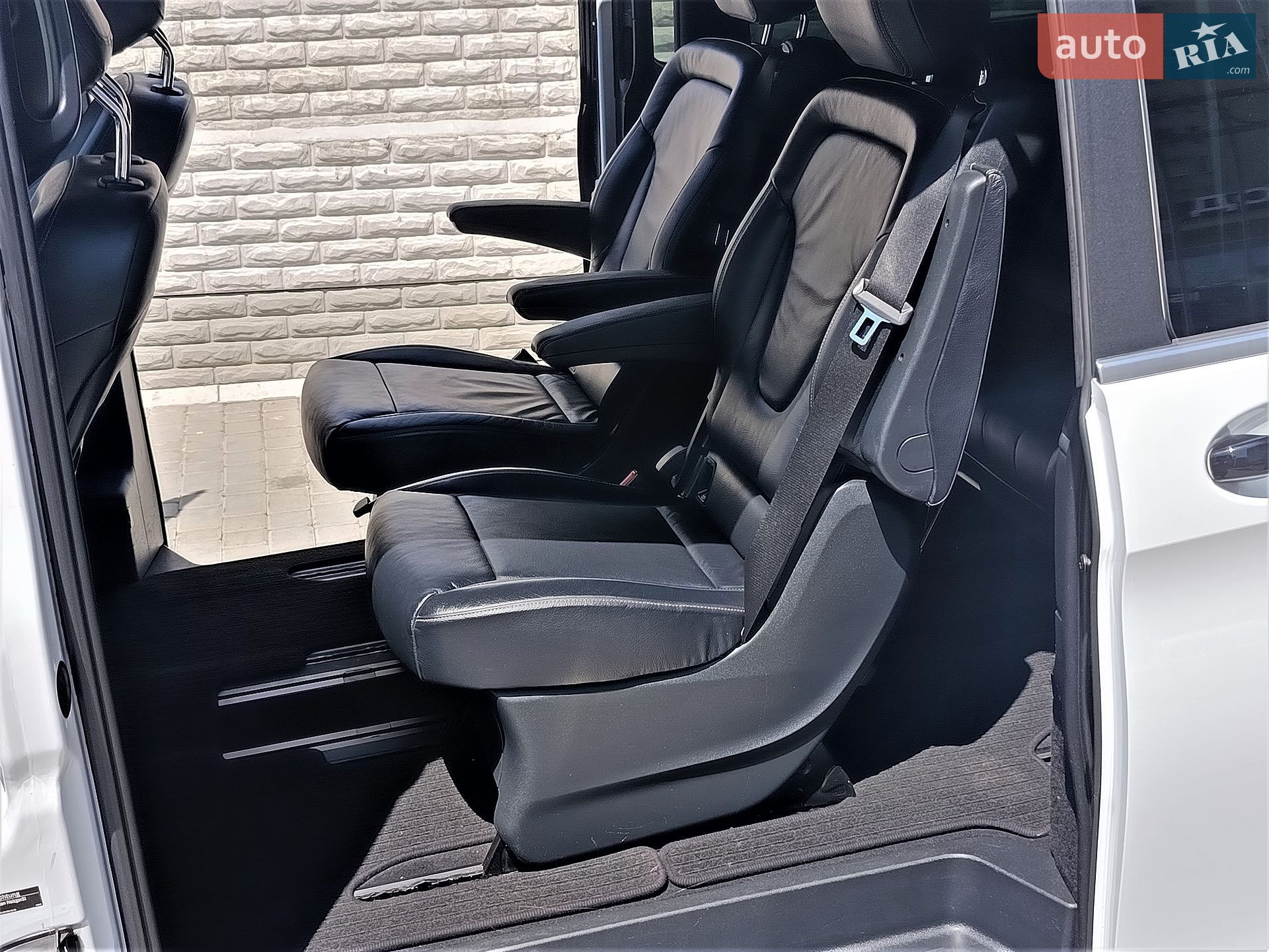 Mercedes-Benz V-Class 2015 VIN WDF44781313033493 фото оголошення 42 з 118