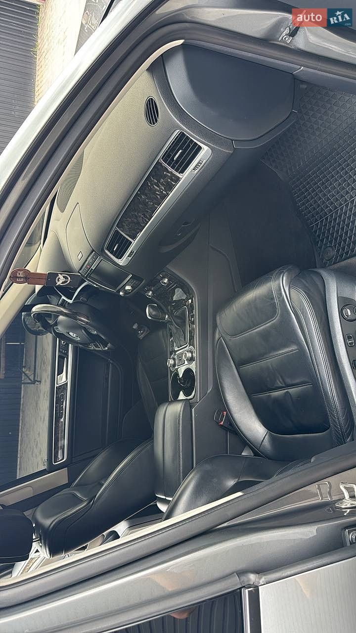 Volkswagen Touareg 2016 VIN WVGZZZ7PZGD034209 фото оголошення 10 з 13