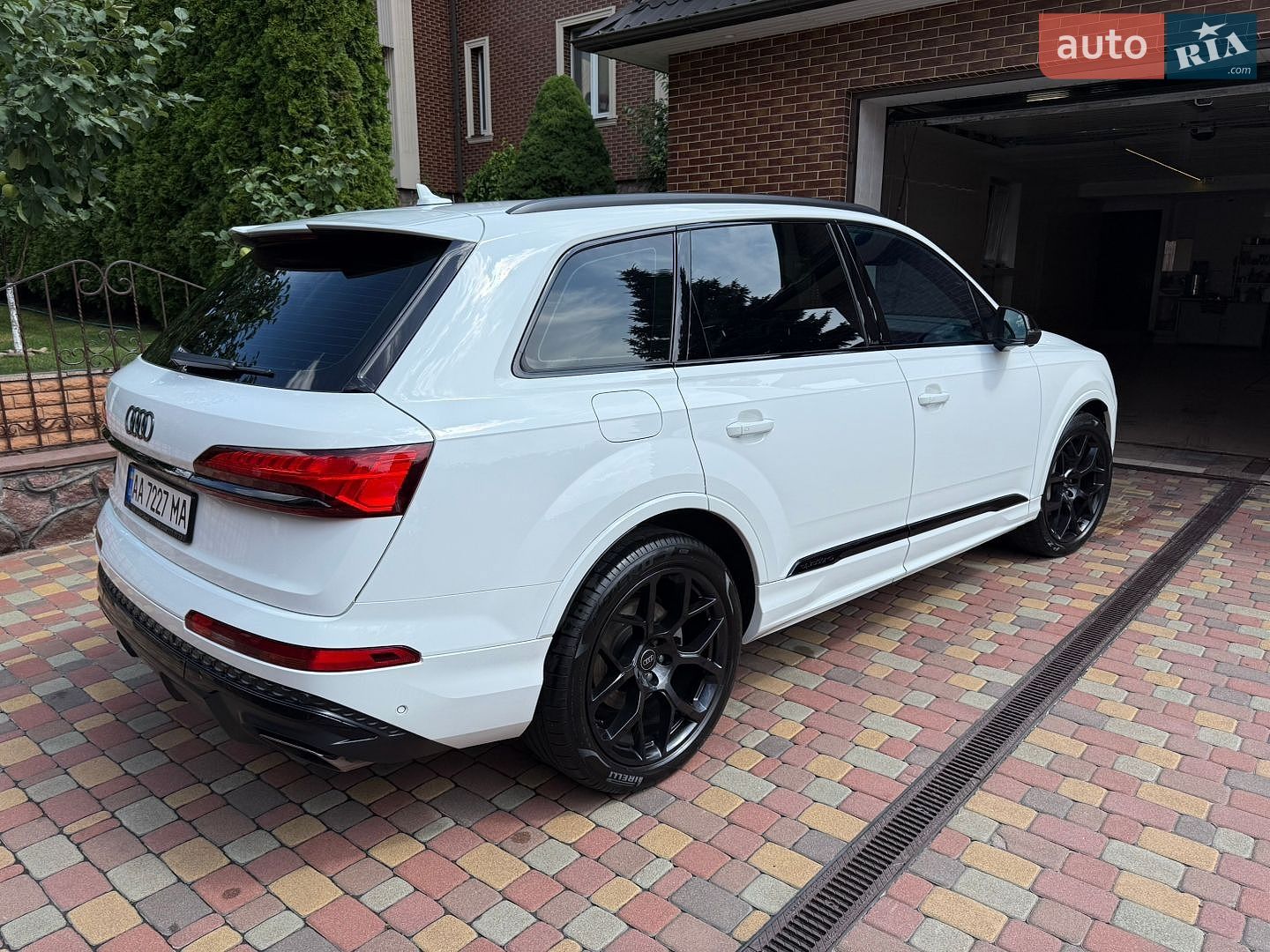 Audi Q7 2024 VIN WAUZZZ4M5RD017071 фото оголошення 4 з 11