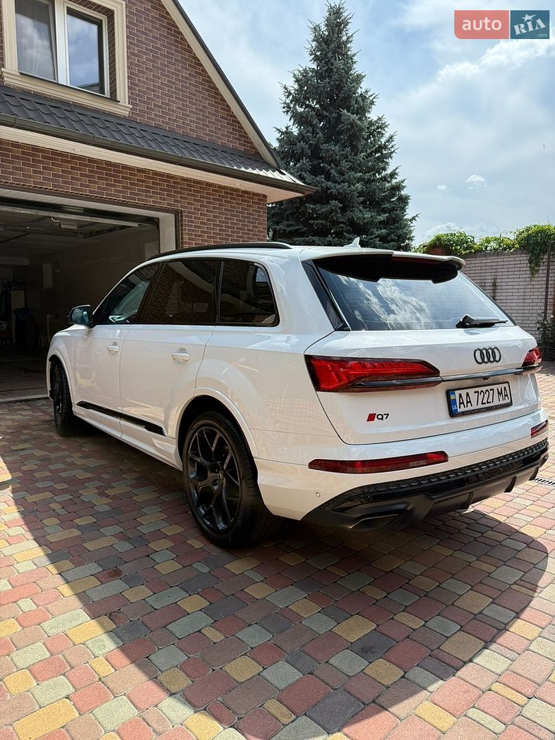 Audi Q7 2024 VIN WAUZZZ4M5RD017071 фото оголошення 5 з 11