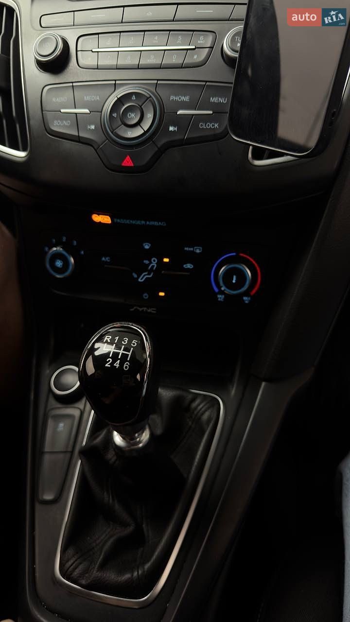 Ford Focus 2017 VIN 1FADP3L96HL310288 фото оголошення 15 з 20