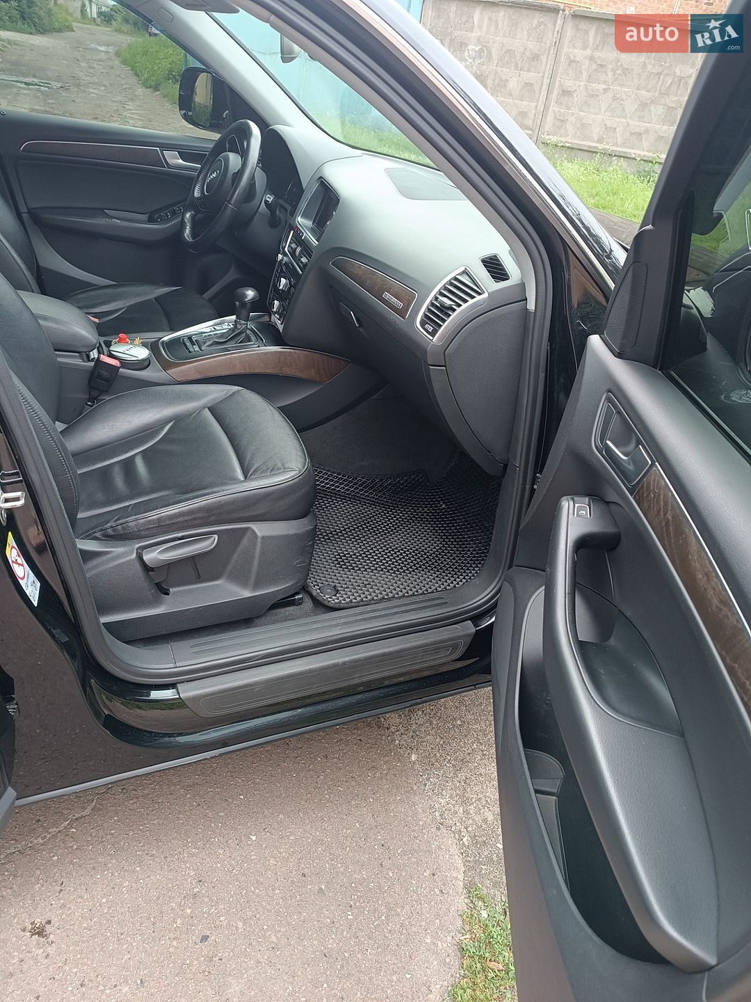 Audi Q5 2014 VIN WAUZZZ8R1EA116052 фото оголошення 10 з 14