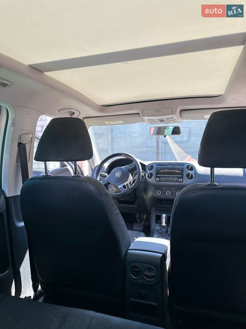 Volkswagen Tiguan 2012 VIN WVGAV3AX8DW562486 фото оголошення 4 з 6