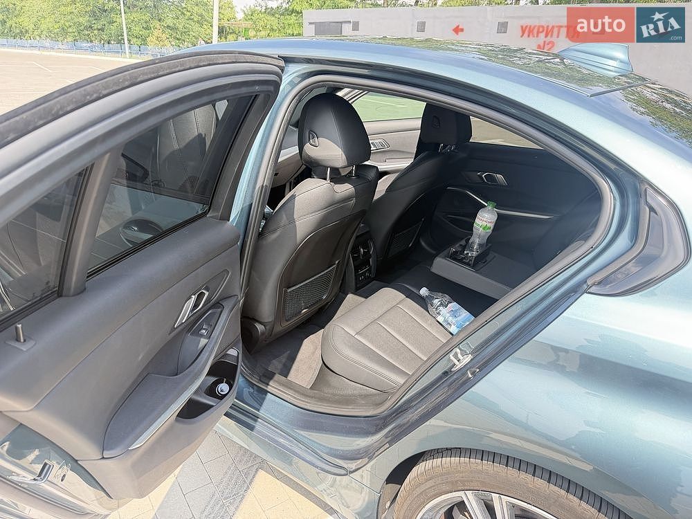 BMW 3 Series 2020 VIN 3MW5R1J0XL8B39110 фото оголошення 13 з 25