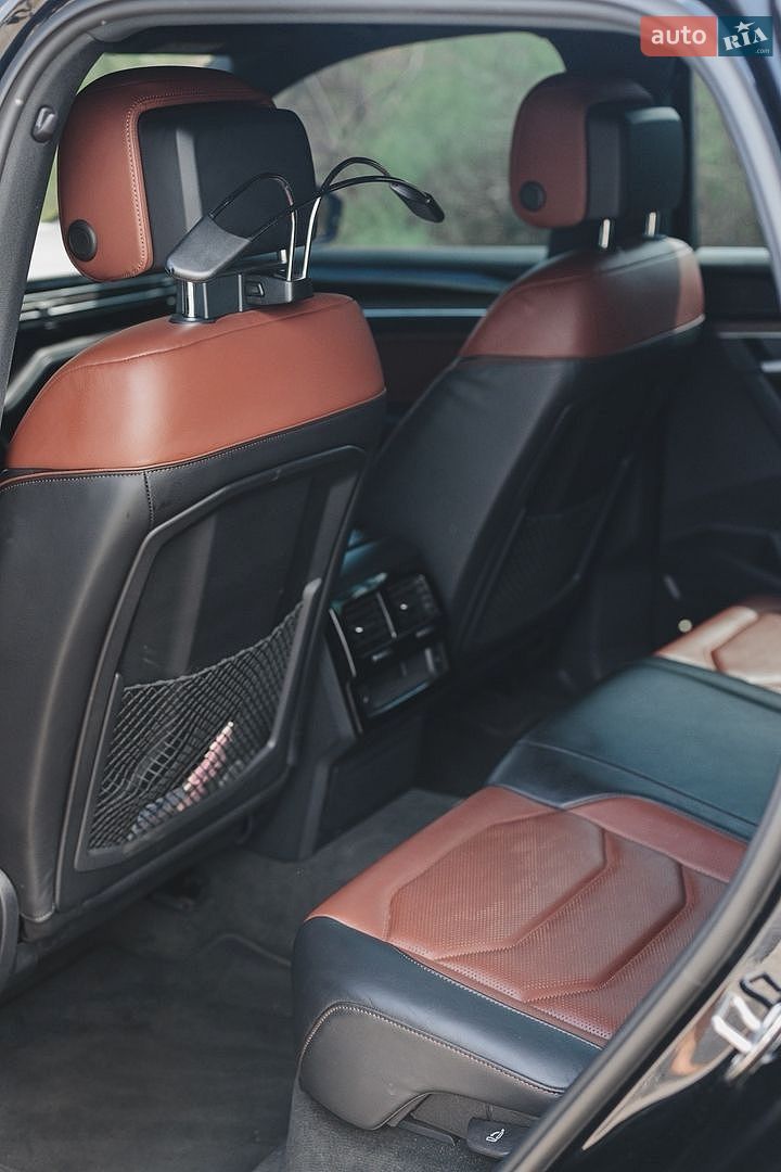 Volkswagen Touareg 2022 VIN WVGZZZCRZND029122 фото оголошення 6 з 17