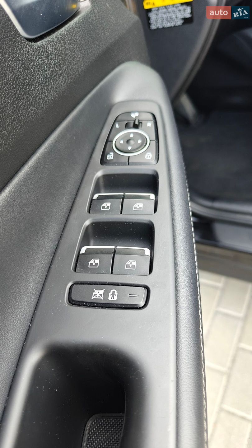 Hyundai Santa FE 2018 VIN KMHS381CBKU050267 фото оголошення 16 з 24