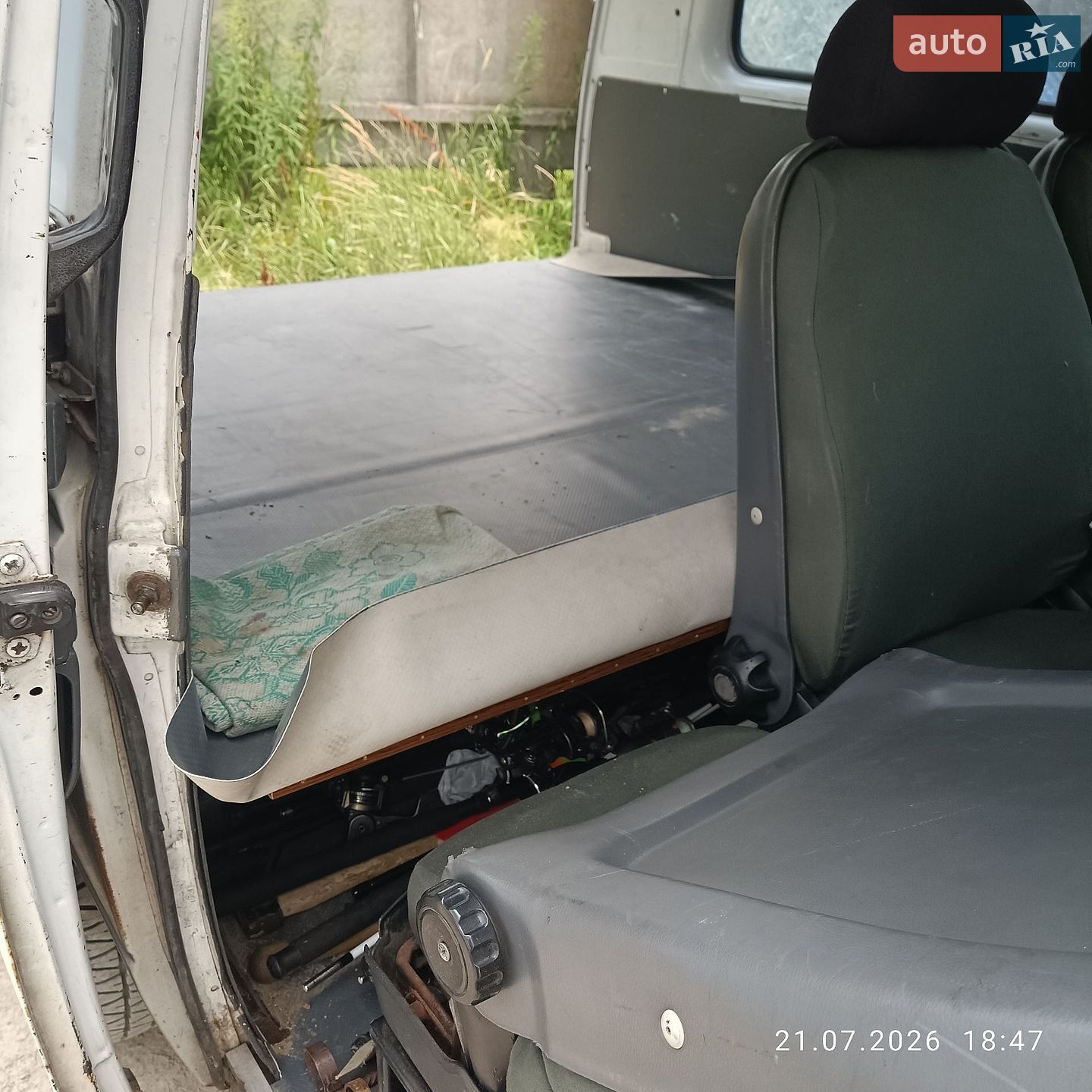 Volkswagen Caravelle 1989 VIN WV2ZZZ25ZKH084943 фото оголошення 10 з 17