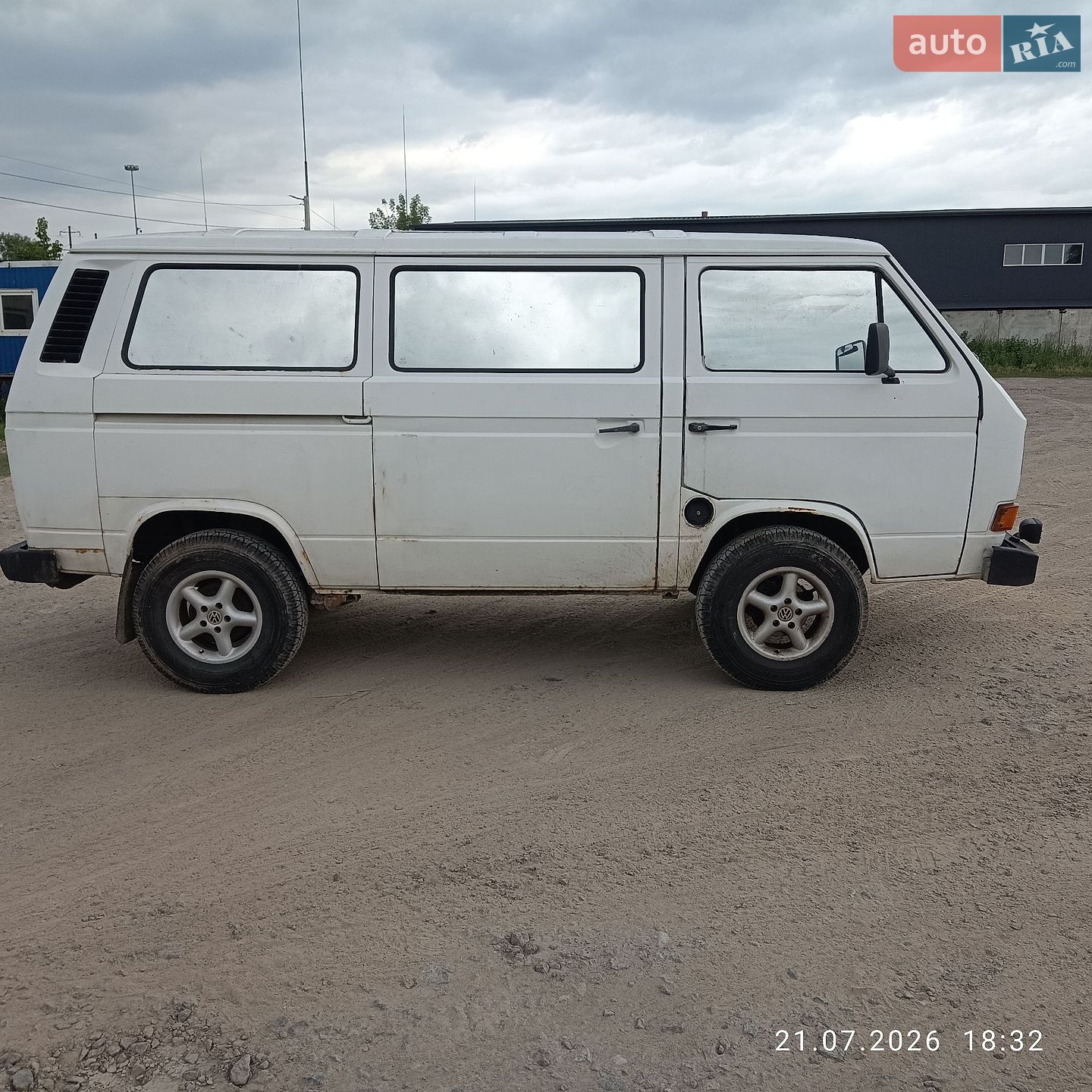 Volkswagen Caravelle 1989 VIN WV2ZZZ25ZKH084943 фото оголошення 3 з 17