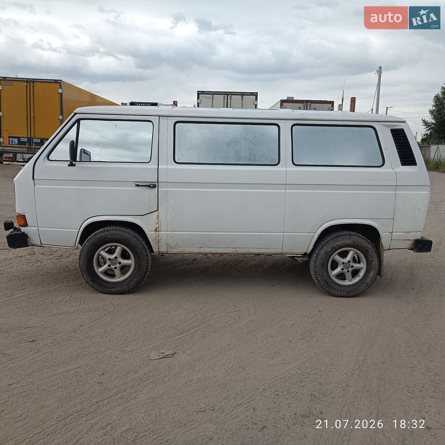 Volkswagen Caravelle 1989 VIN WV2ZZZ25ZKH084943 фото оголошення 2 з 17