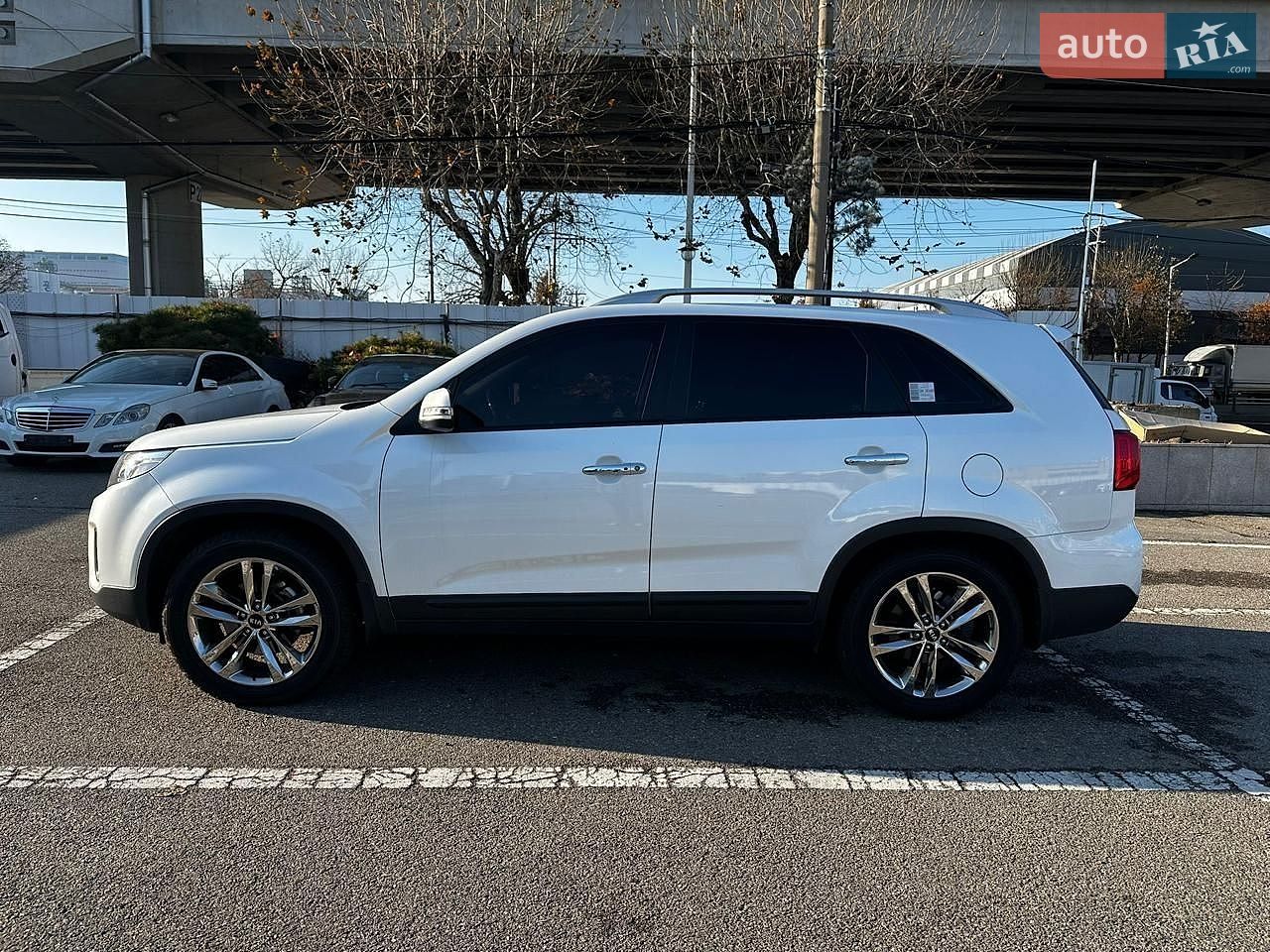 Kia Sorento 2014 VIN KNAKW815BEA583400 фото оголошення 3 з 52