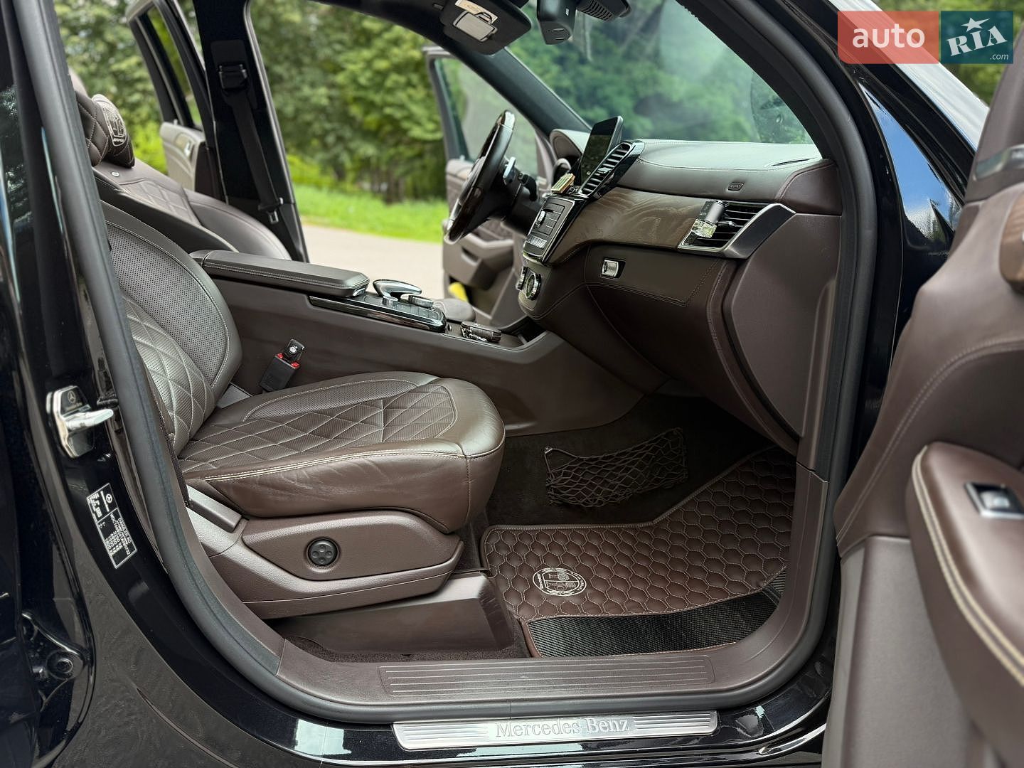 Mercedes-Benz GLS-Class 2017 VIN WDC1668241A989732 фото оголошення 76 з 118