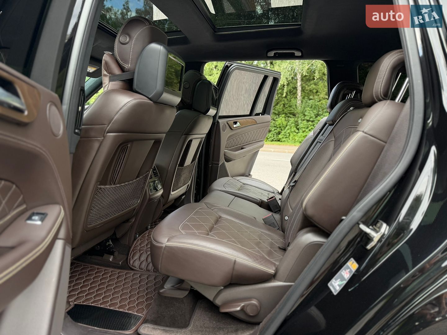 Mercedes-Benz GLS-Class 2017 VIN WDC1668241A989732 фото оголошення 82 з 118
