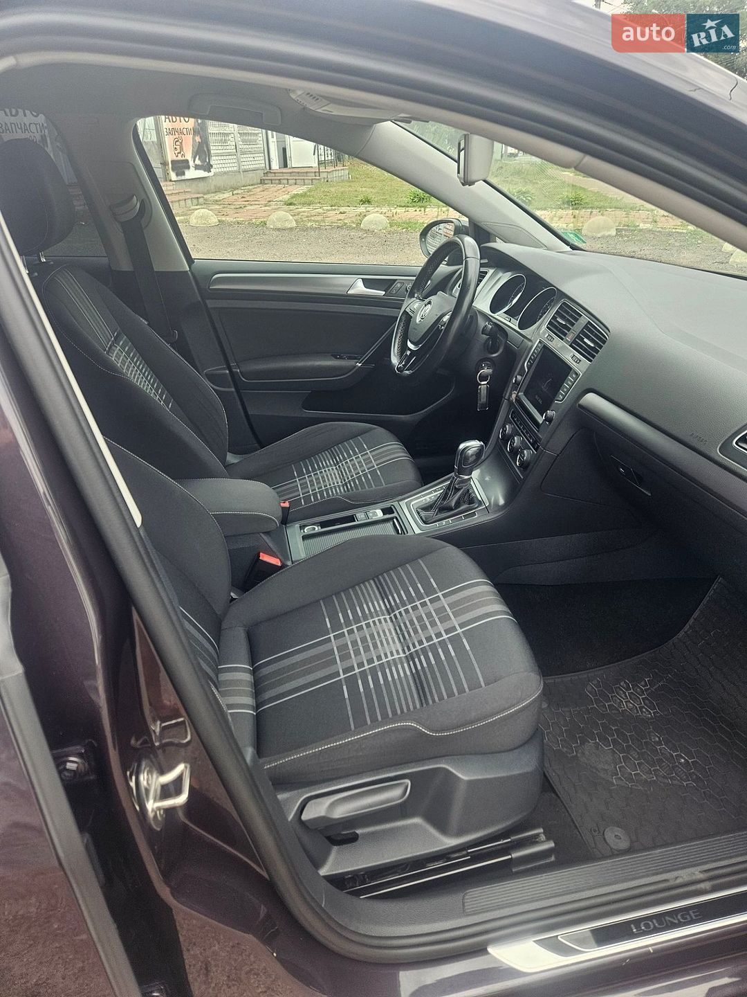 Volkswagen Golf 2015 VIN WVWZZZAUZGP564767 фото оголошення 9 з 10