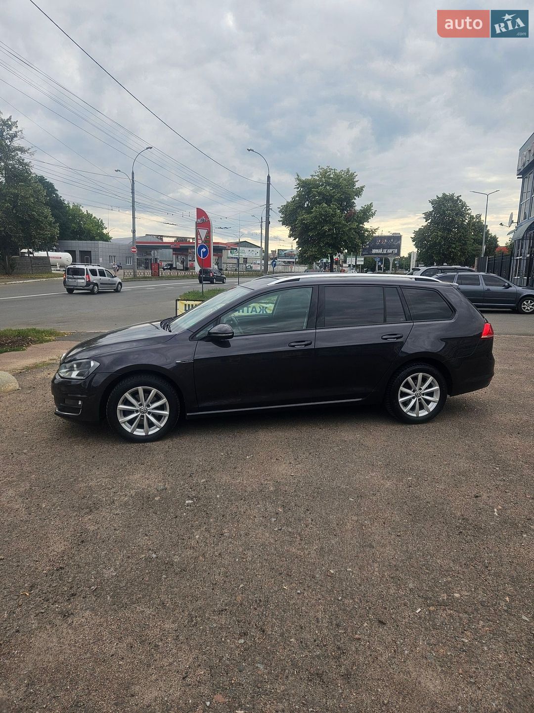 Volkswagen Golf 2015 VIN WVWZZZAUZGP564767 фото оголошення 2 з 10