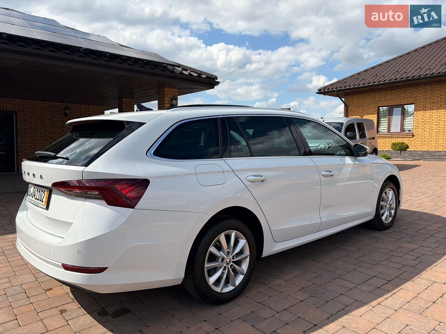 Skoda Octavia 2020 VIN TMBJJ7NX0LY035045 фото оголошення 10 з 78