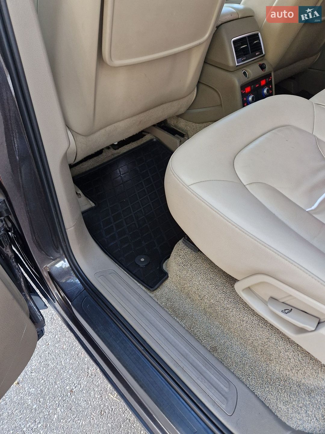 Audi Q7 2007 VIN WAUZZZ4L18D036075 фото оголошення 26 з 49
