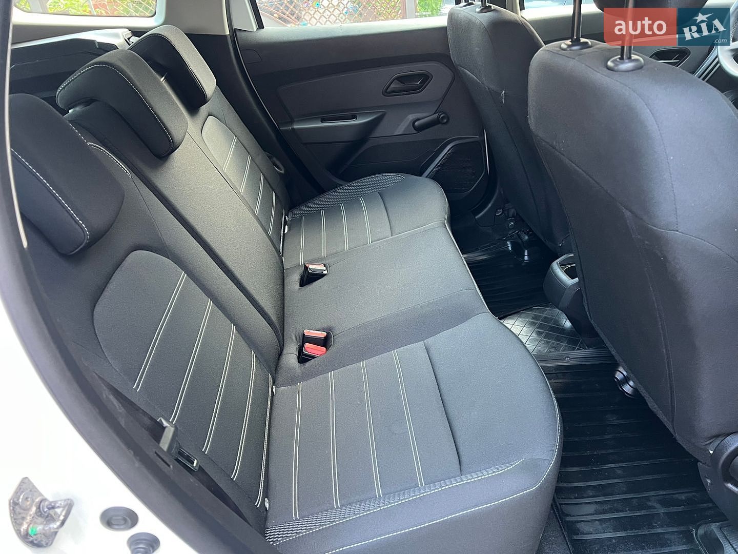 Dacia Duster 2018 VIN VF1HJD40860687737 фото оголошення 33 з 34
