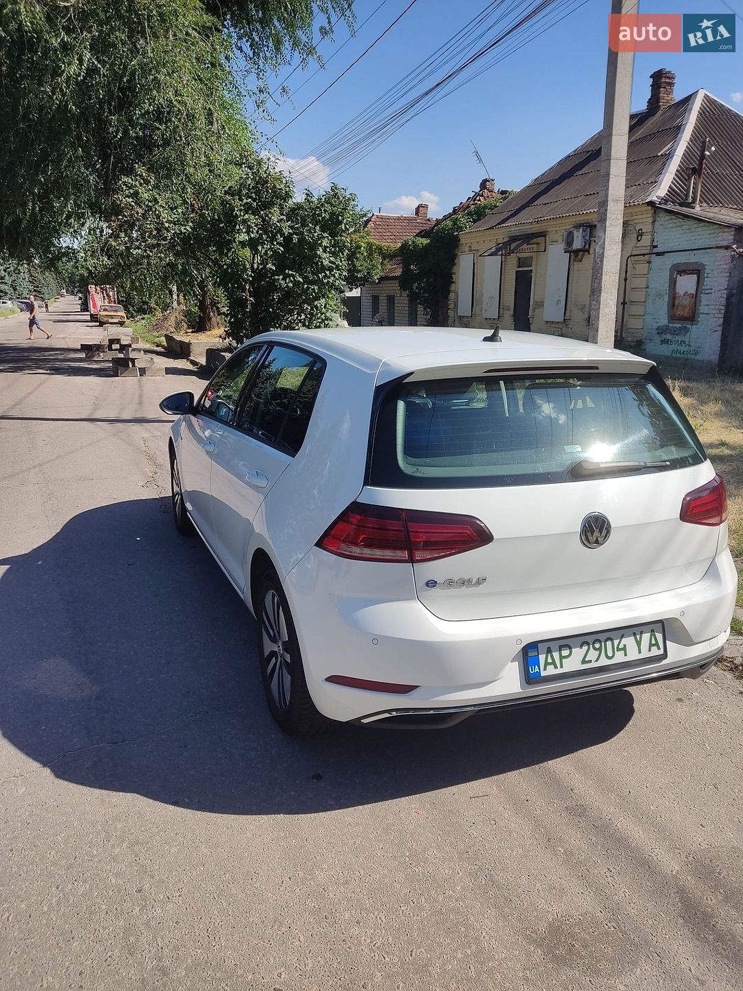 Volkswagen e-Golf 2017 VIN WVWZZZAUZJ8900710 фото оголошення 9 з 26