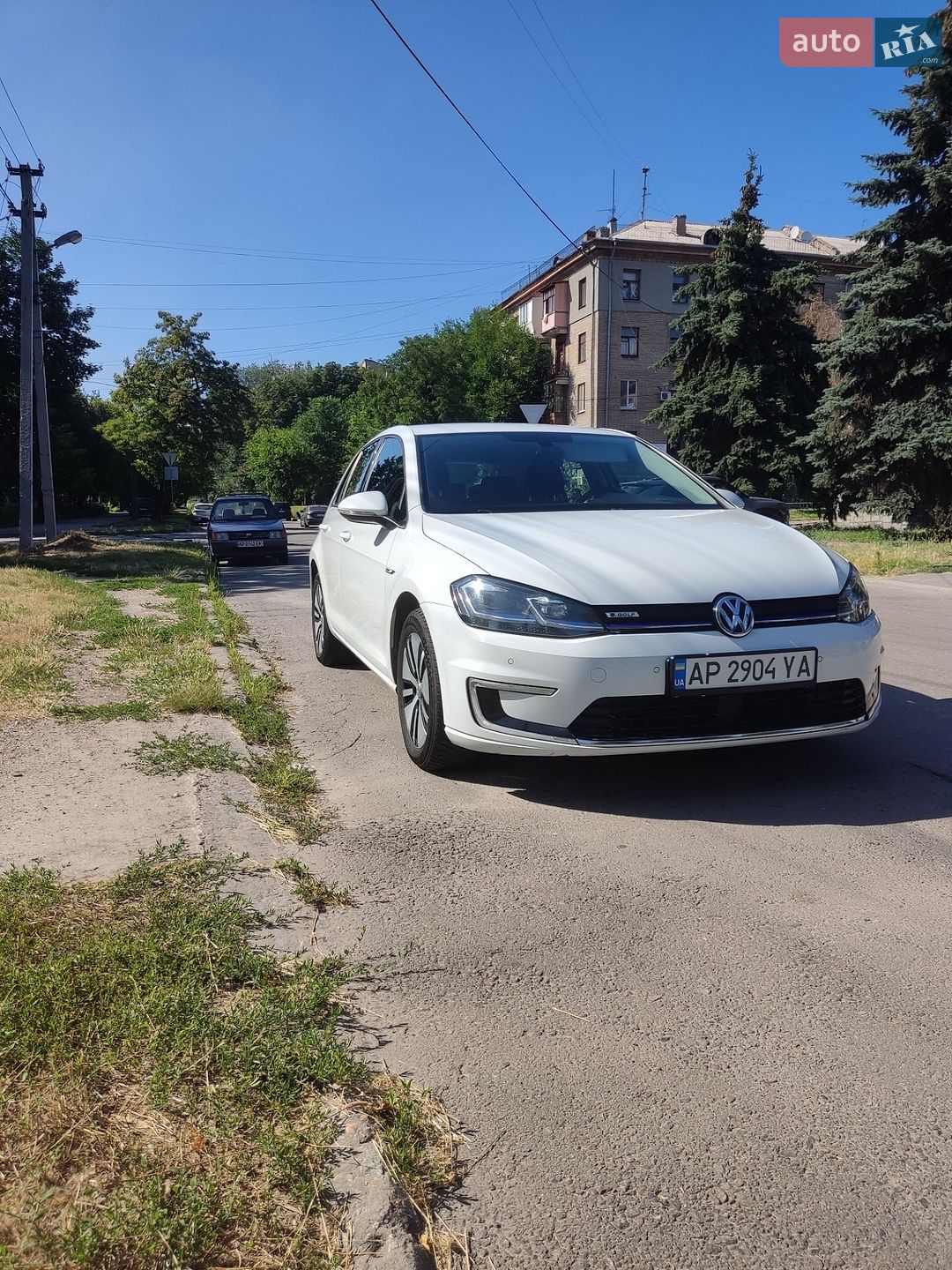 Volkswagen e-Golf 2017 VIN WVWZZZAUZJ8900710 фото оголошення 5 з 26
