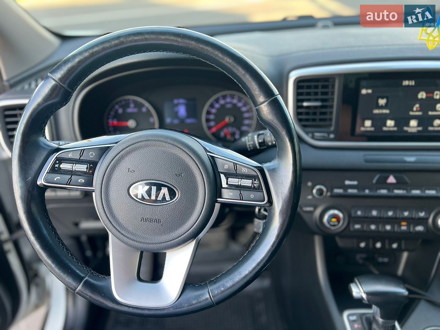 Kia Sportage 2019 VIN U5YPG812GKL699950 фото оголошення 11 з 14