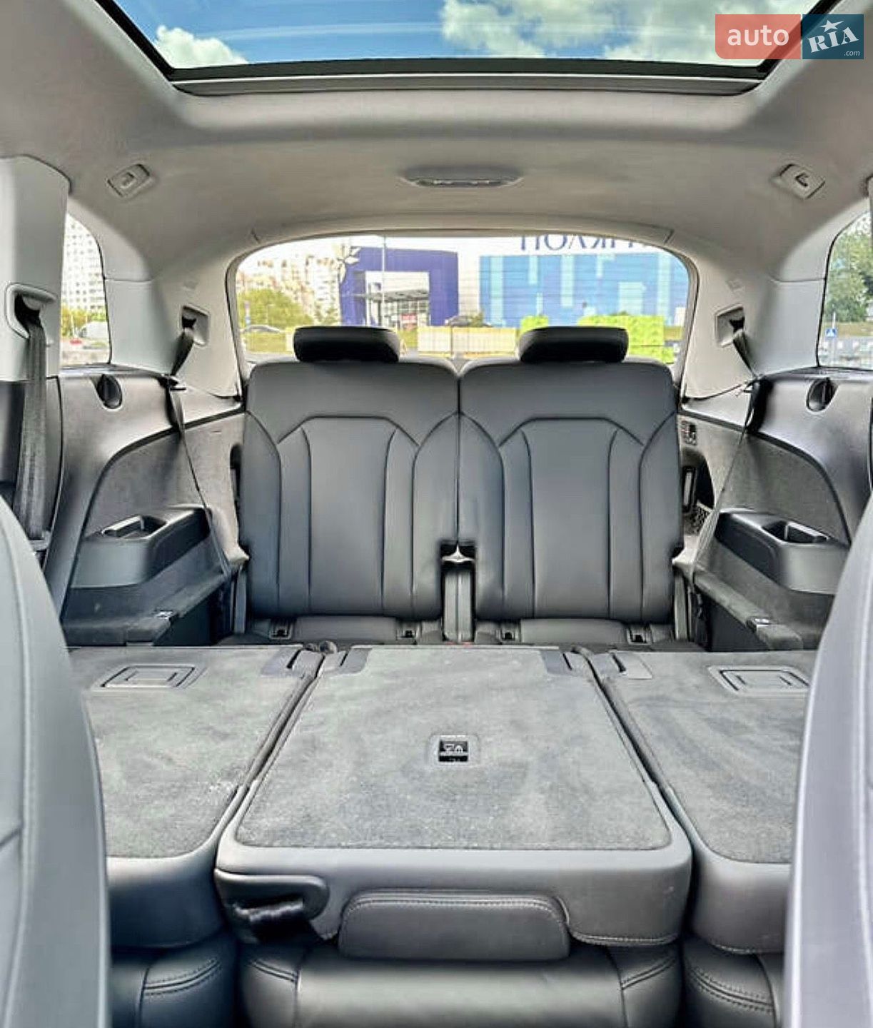 Audi Q7 2021 VIN WA1AJBF77ND006969 фото оголошення 12 з 26