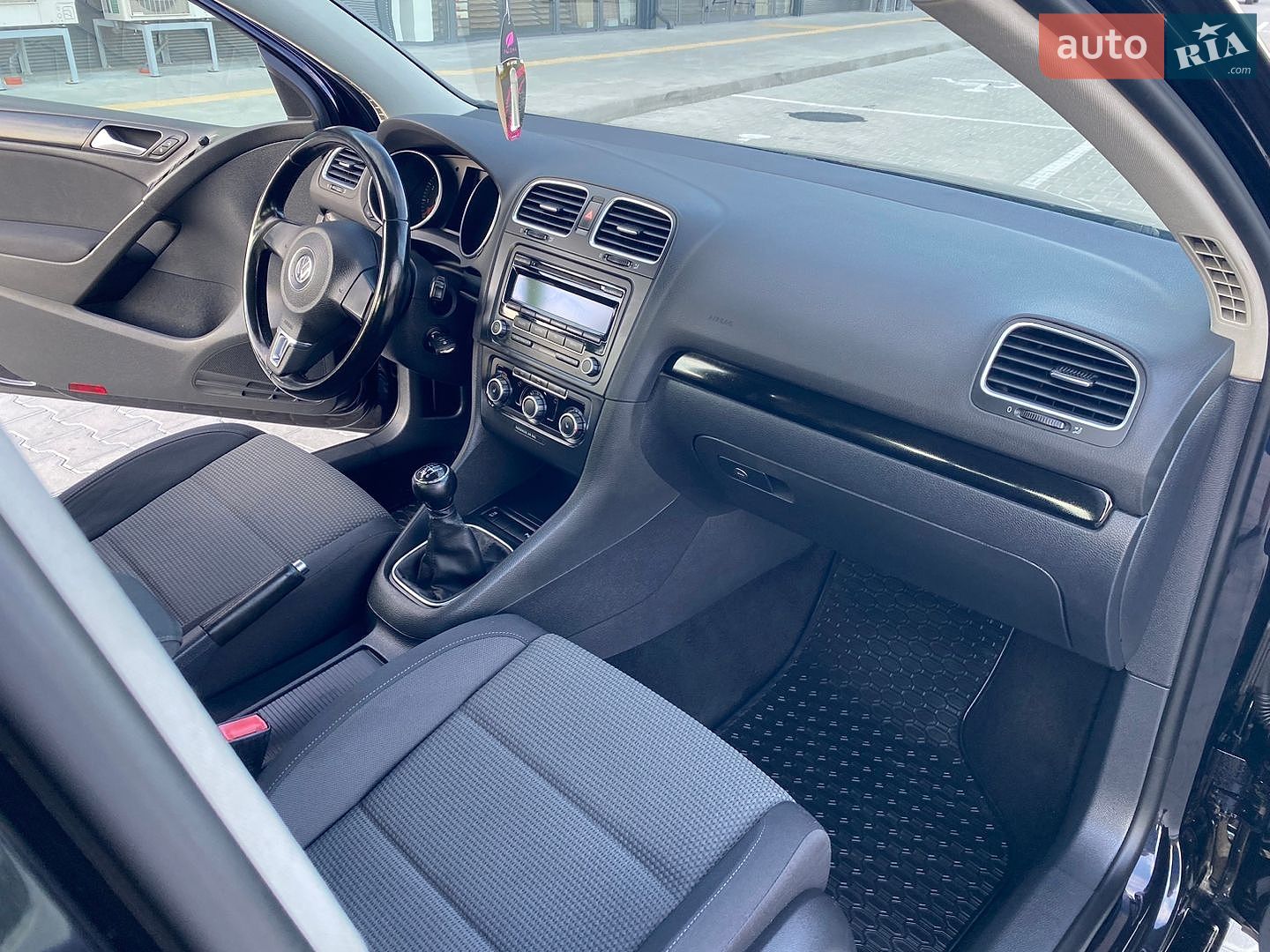 Volkswagen Golf 2010 VIN WVWZZZ1KZBP025518 фото оголошення 21 з 50