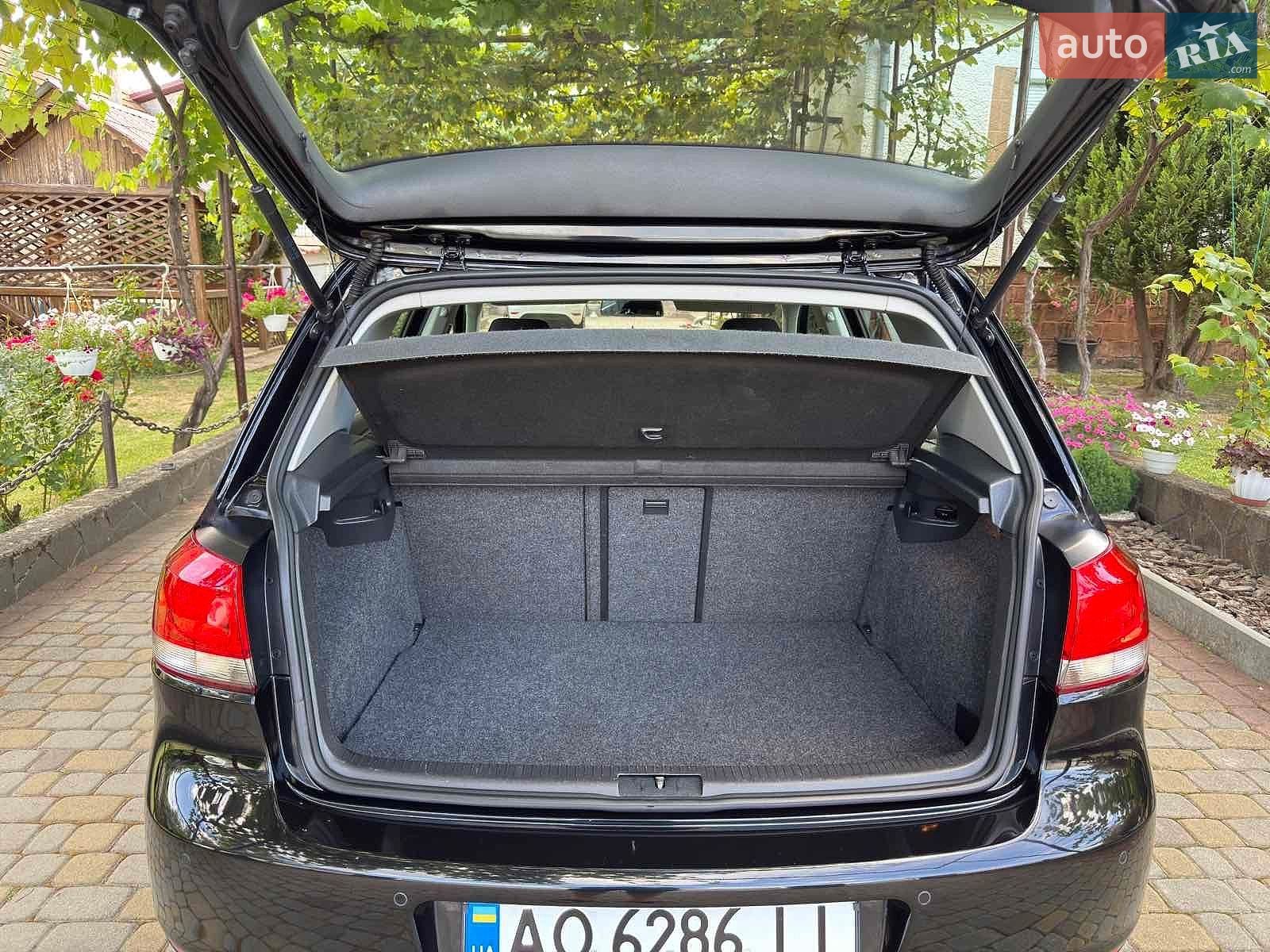 Volkswagen Golf 2010 VIN WVWZZZ1KZBP025518 фото оголошення 2 з 50