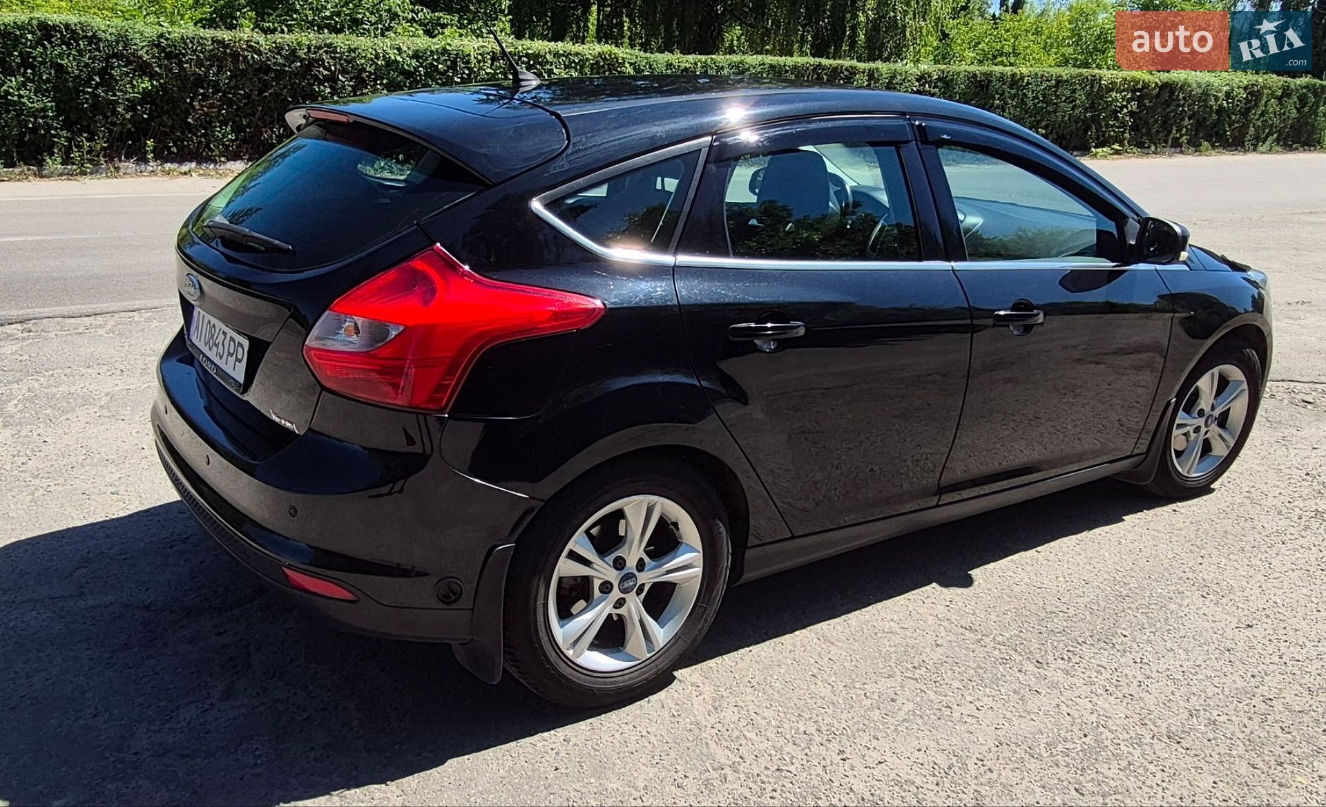 Ford Focus 2011 VIN WF0KXXGCBKBD06370 фото оголошення 4 з 18