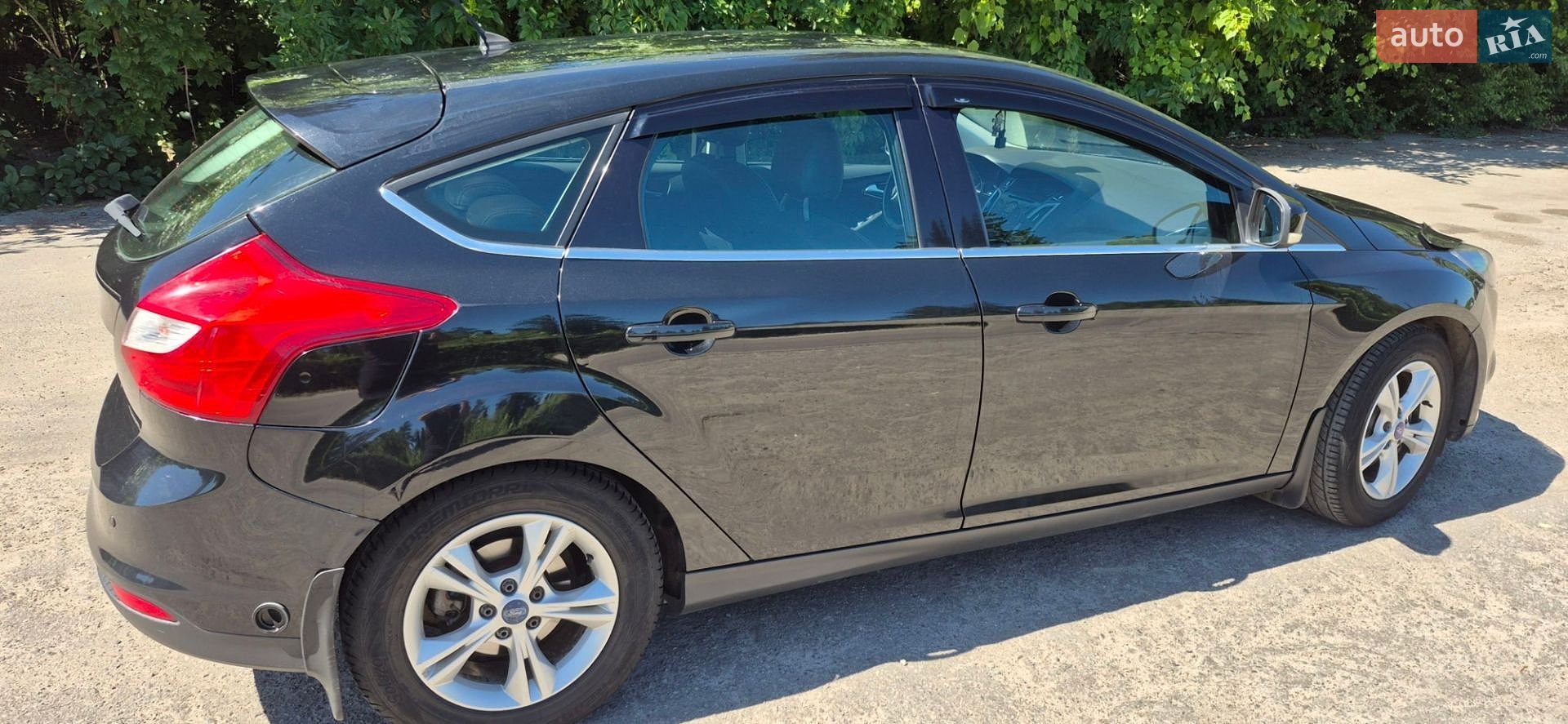 Ford Focus 2011 VIN WF0KXXGCBKBD06370 фото оголошення 5 з 18