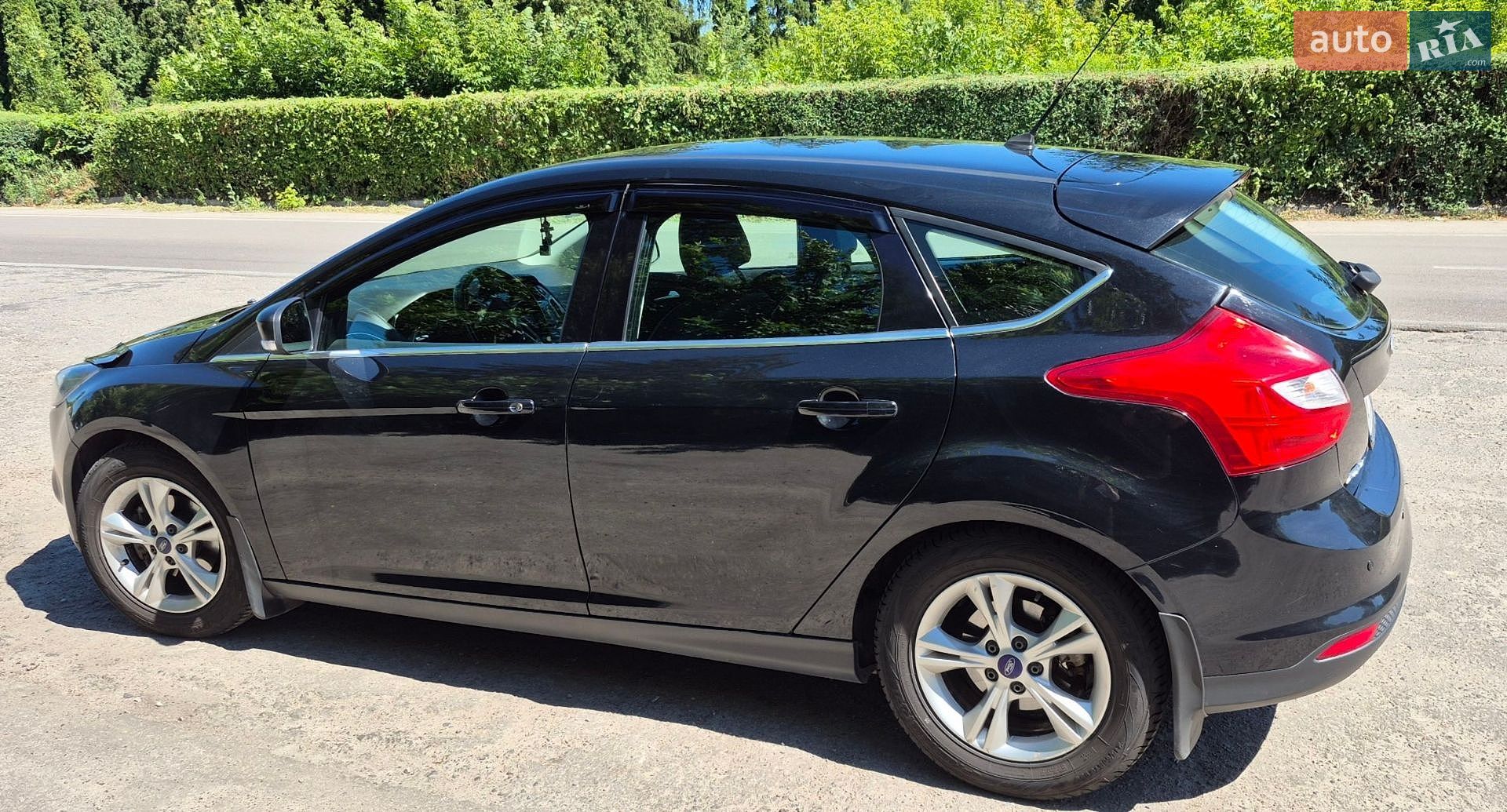 Ford Focus 2011 VIN WF0KXXGCBKBD06370 фото оголошення 7 з 18