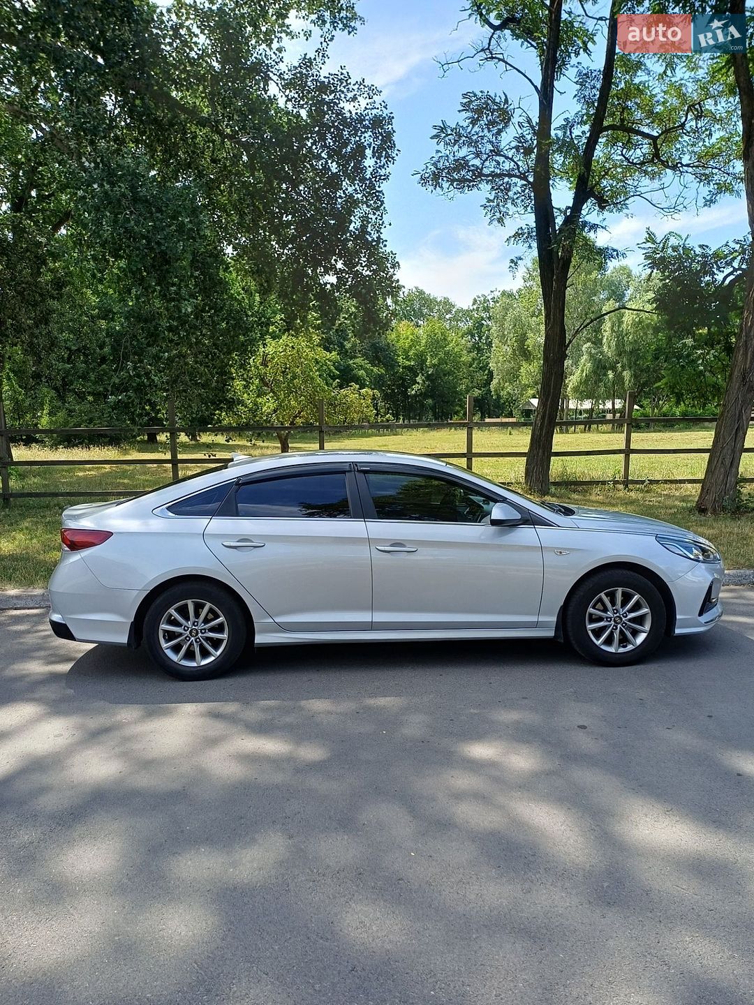 Hyundai Sonata 2018 VIN KMHE341DBKA534405 фото оголошення 6 з 19