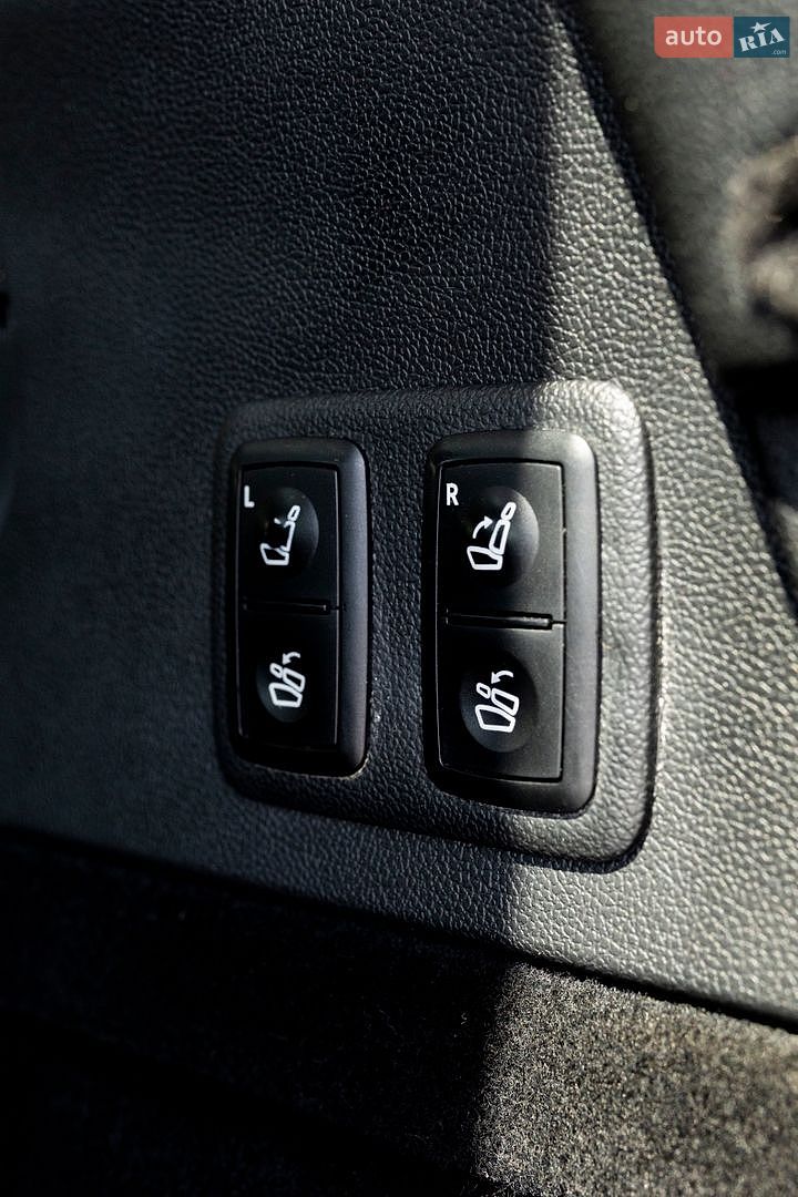 Mercedes-Benz GL-Class 2007 VIN 4JGBF86E78A302508 фото оголошення 30 з 71