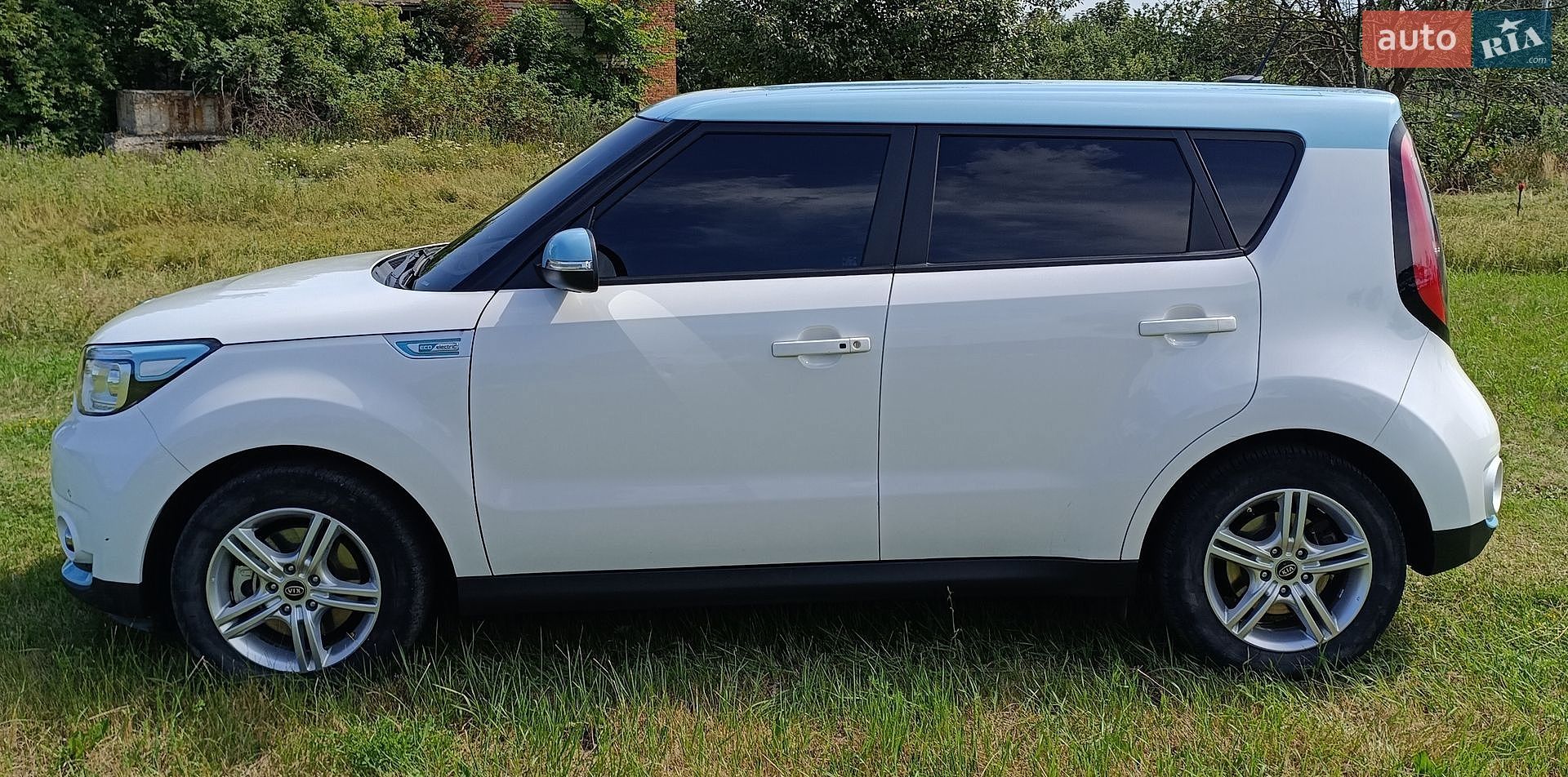 Kia Soul EV 2014 VIN KNAJX81EFF7000899 фото оголошення 2 з 18