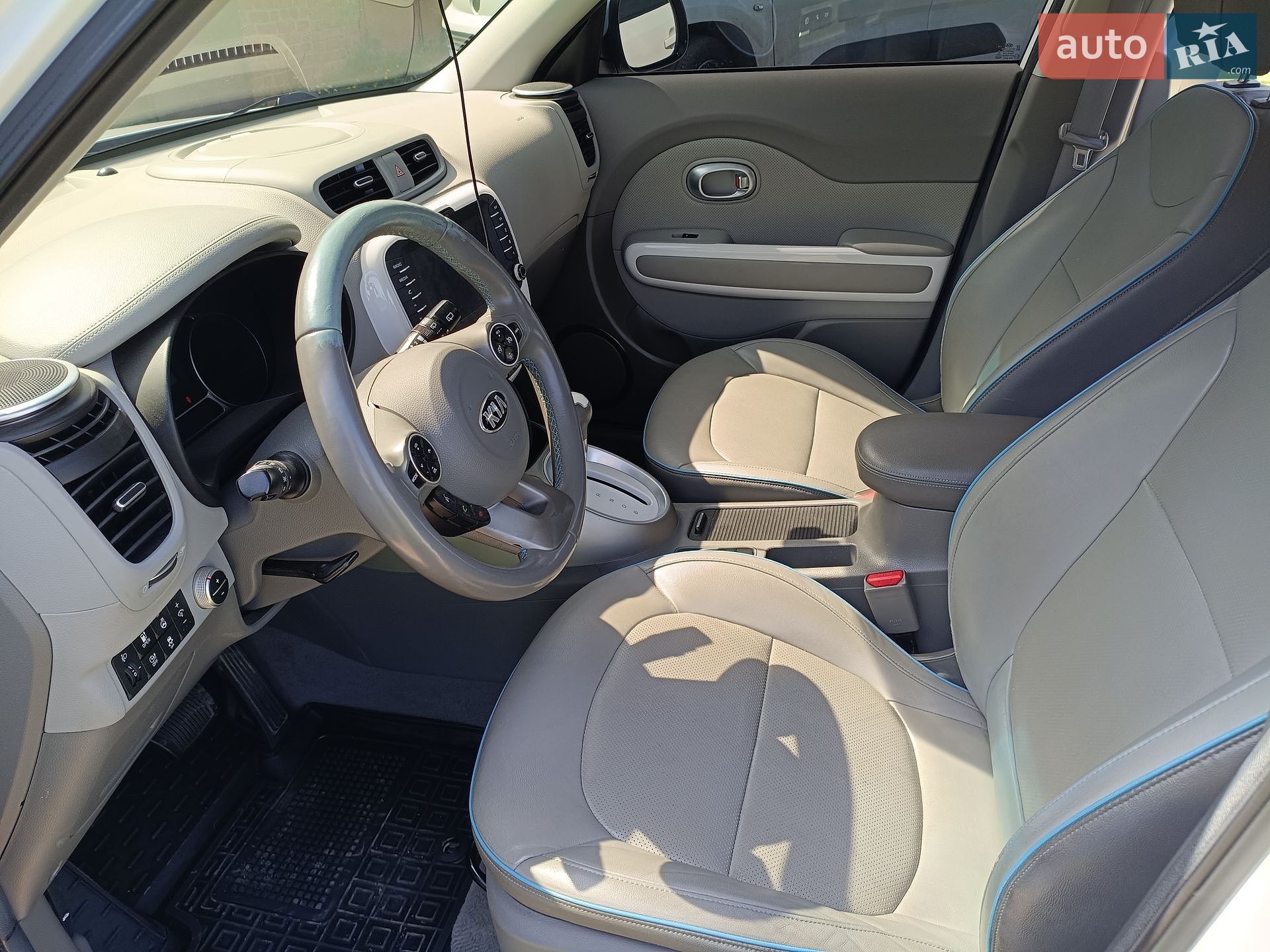 Kia Soul EV 2014 VIN KNAJX81EFF7000899 фото оголошення 9 з 18