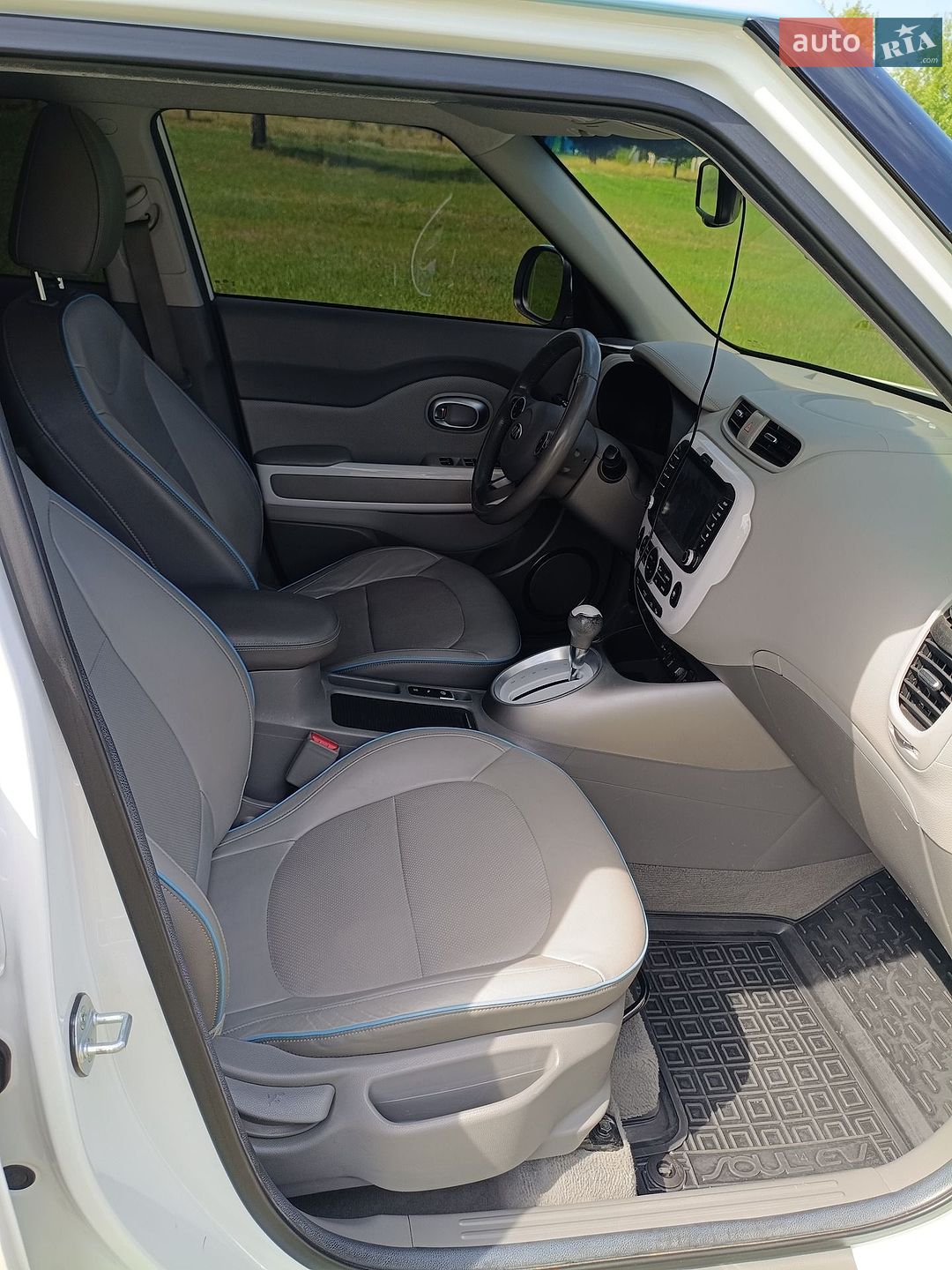 Kia Soul EV 2014 VIN KNAJX81EFF7000899 фото оголошення 11 з 18