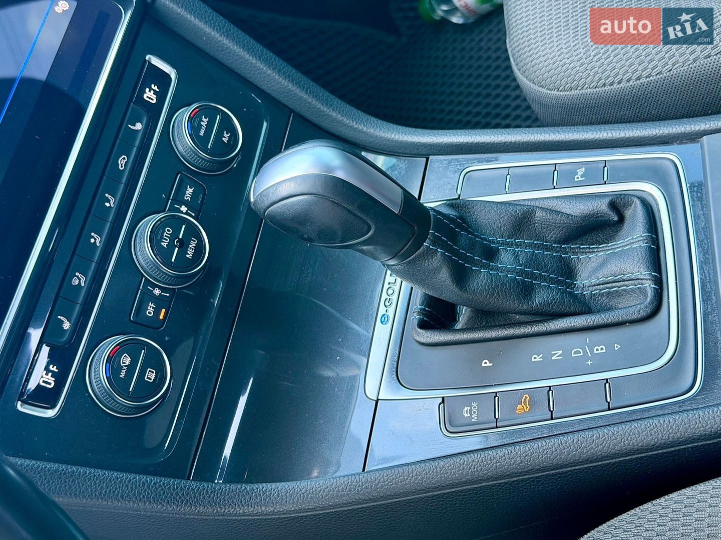 Volkswagen e-Golf 2019 VIN WVWZZZAUZL8906464 фото оголошення 19 з 39