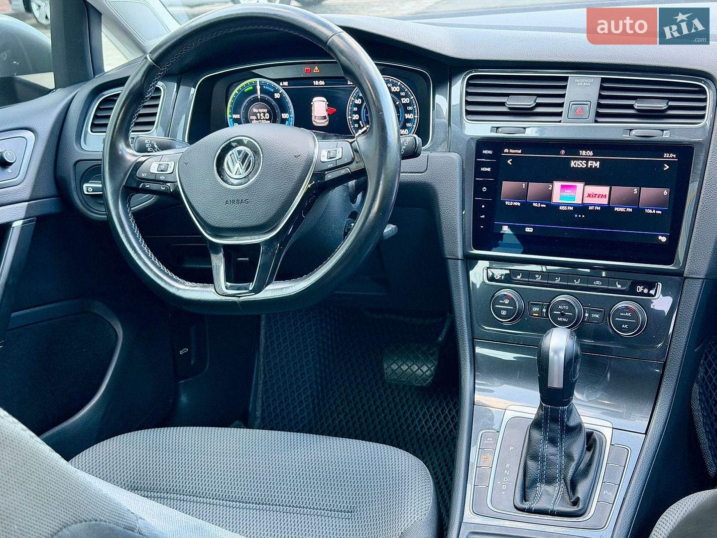 Volkswagen e-Golf 2019 VIN WVWZZZAUZL8906464 фото оголошення 30 з 39