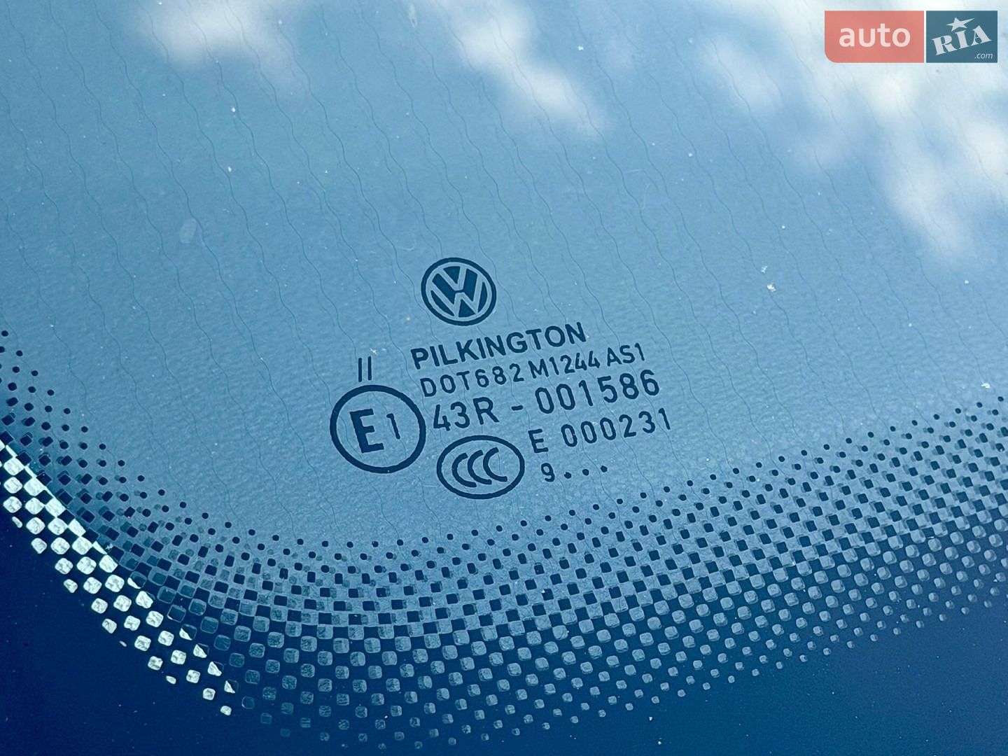Volkswagen e-Golf 2019 VIN WVWZZZAUZL8906464 фото оголошення 37 з 39
